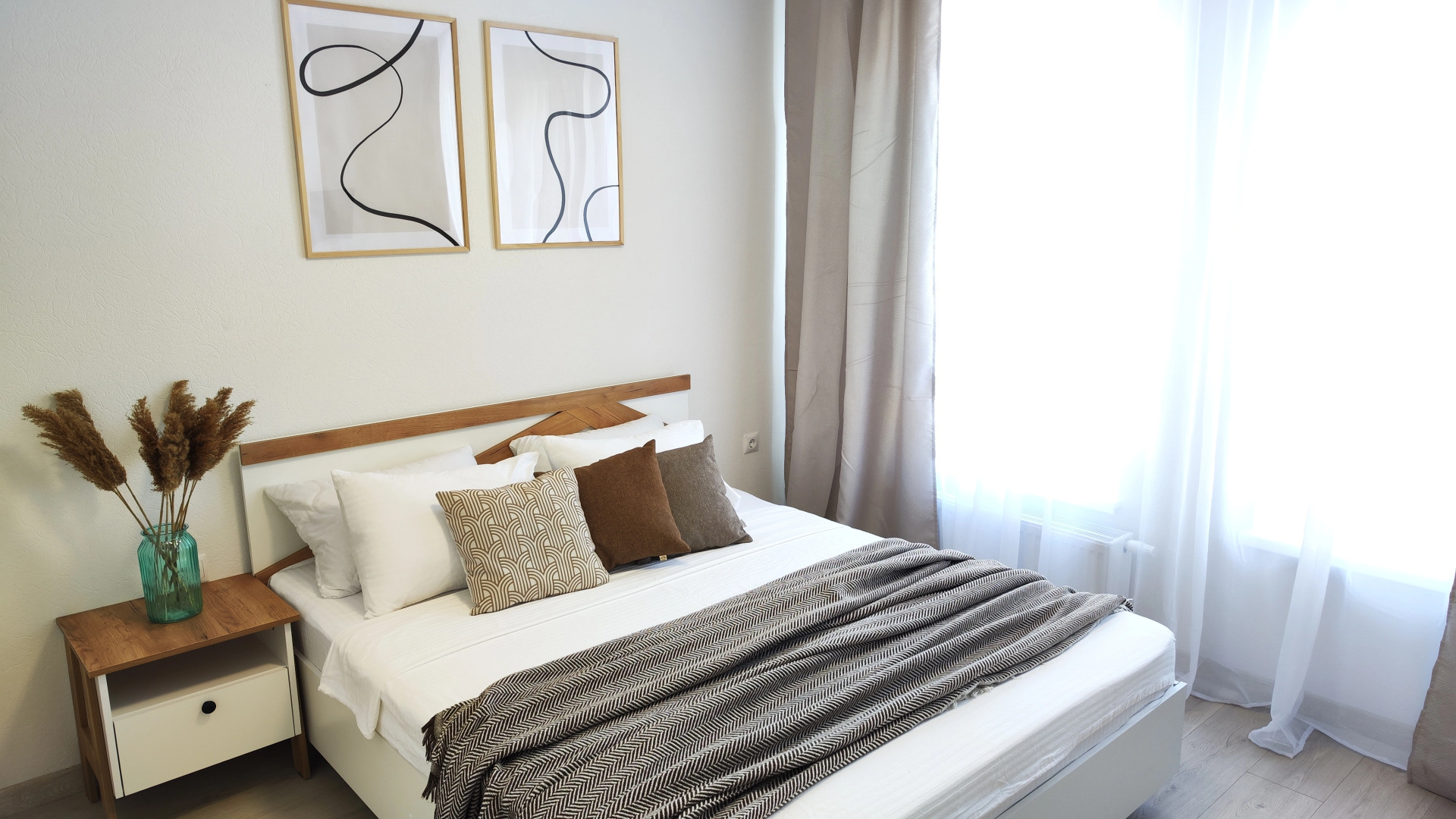 Апартаменты Panda Home в Сердце Сибири с видом на город с высоты