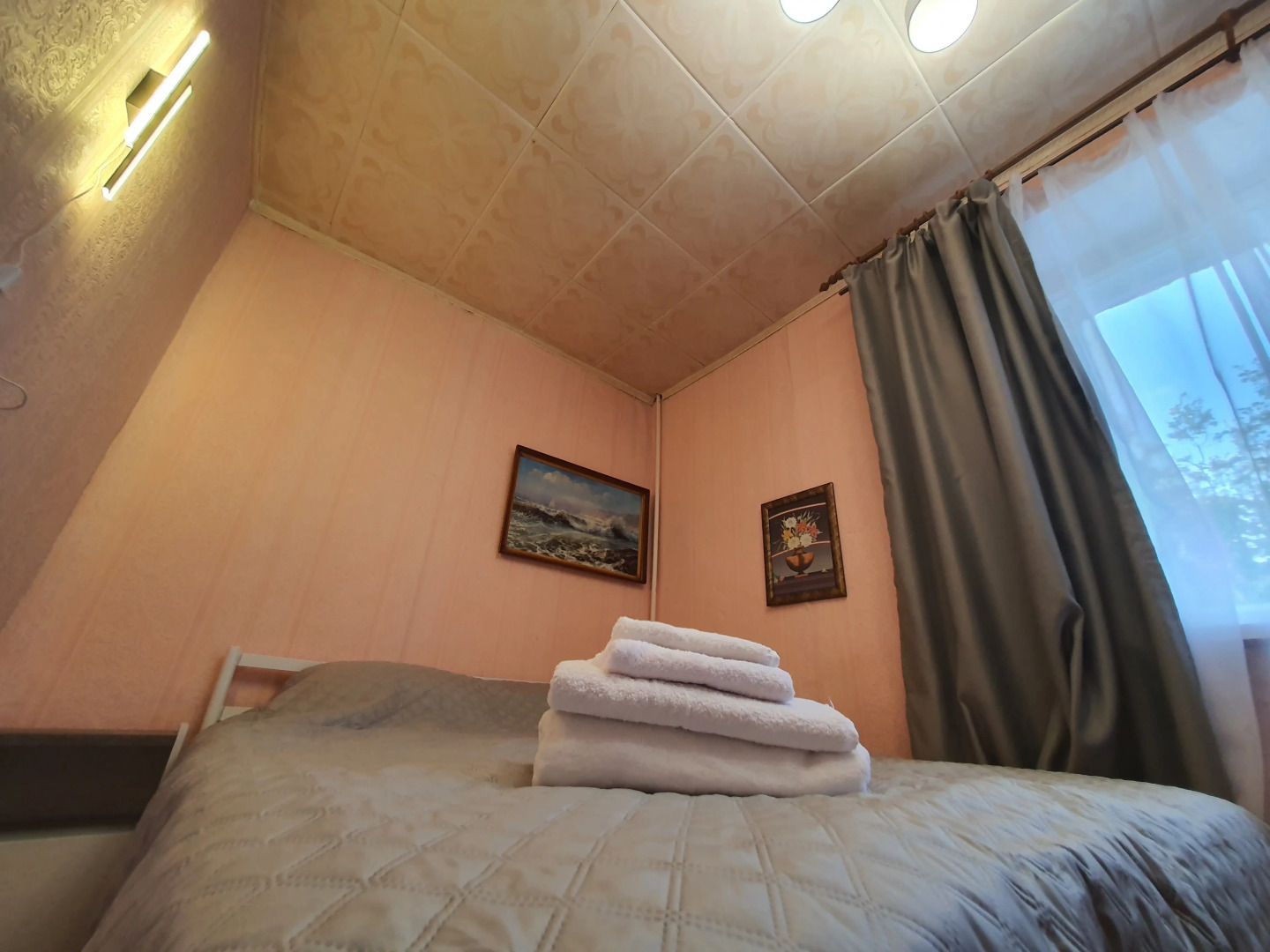 Квартира Уютная в Центре Пгт Верхнеднепровский Молодёжная 12