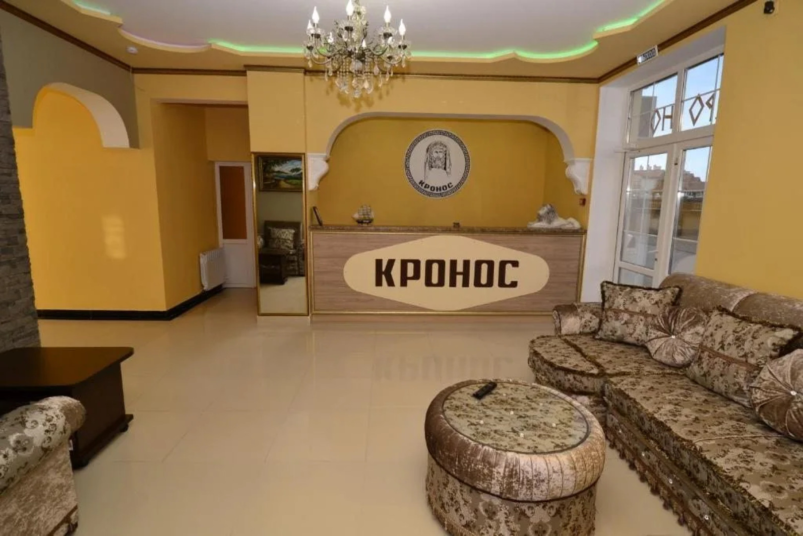 Отель Кронос
