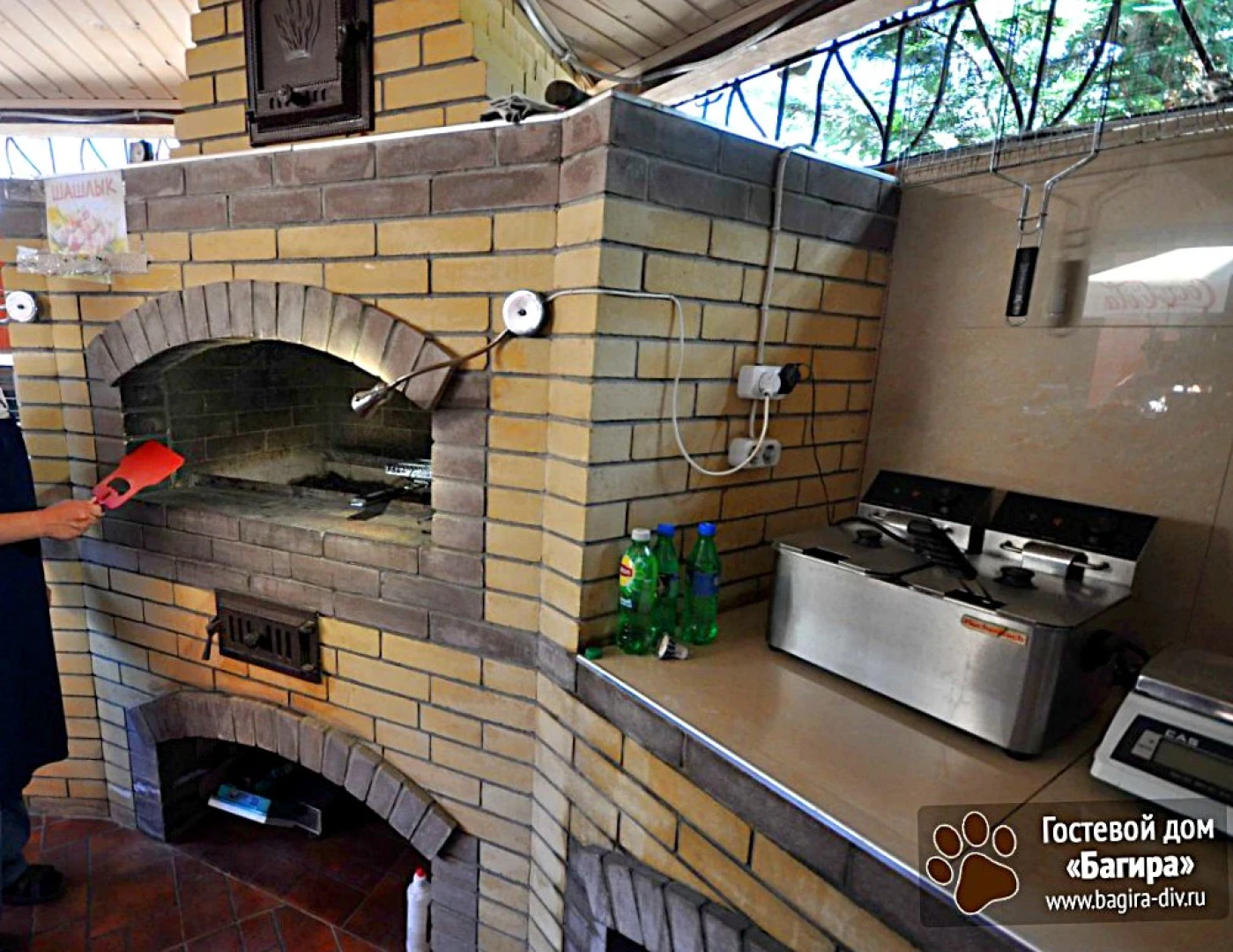 Отель Багира