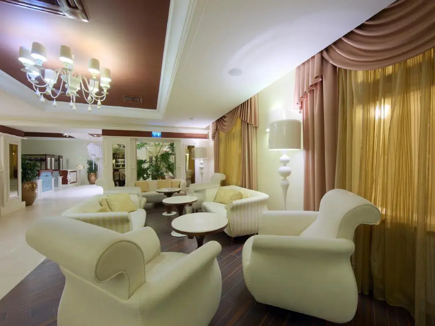 Отель Двор Подзноева - Главный Корпус