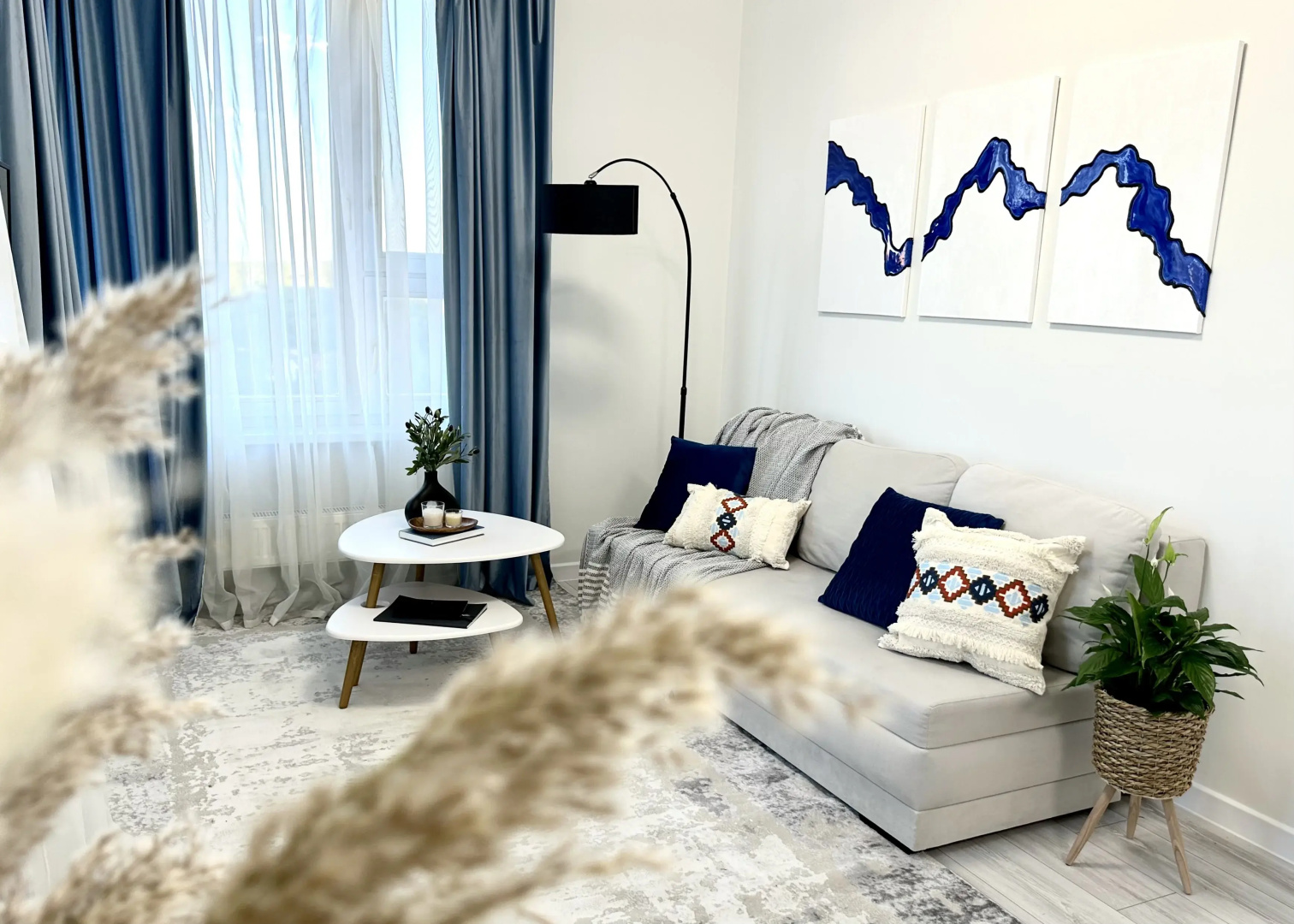 Апартаменты Вайт Studio от Home24