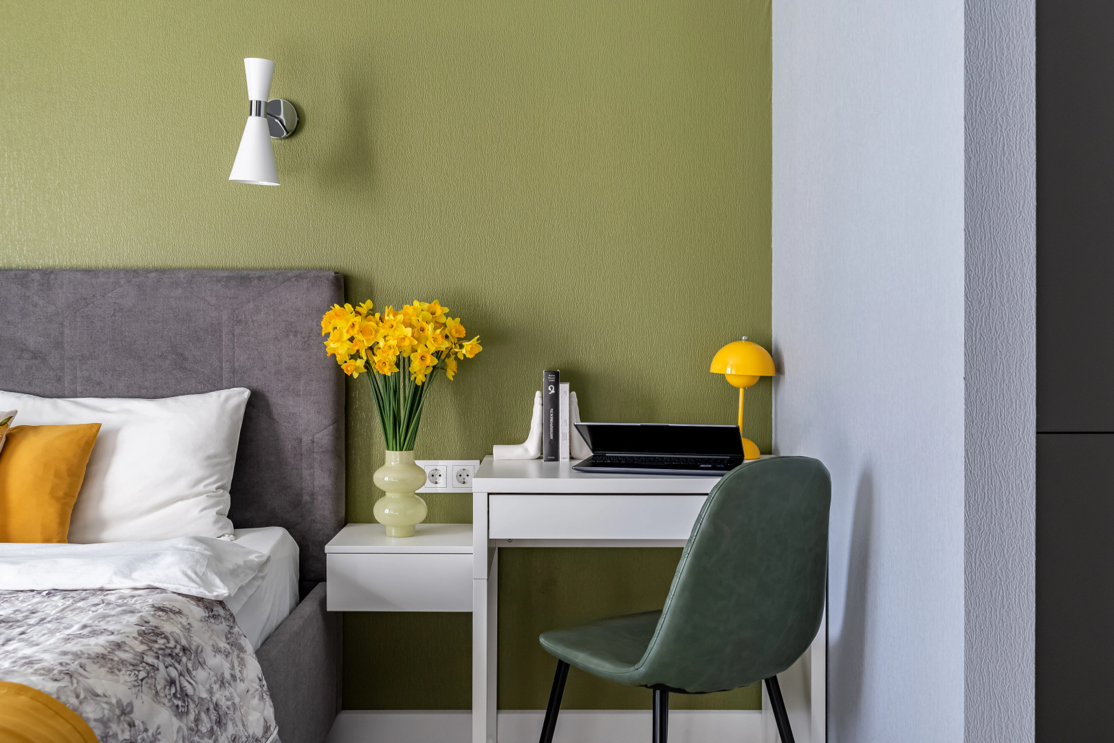 Квартира GreenGrey Studio