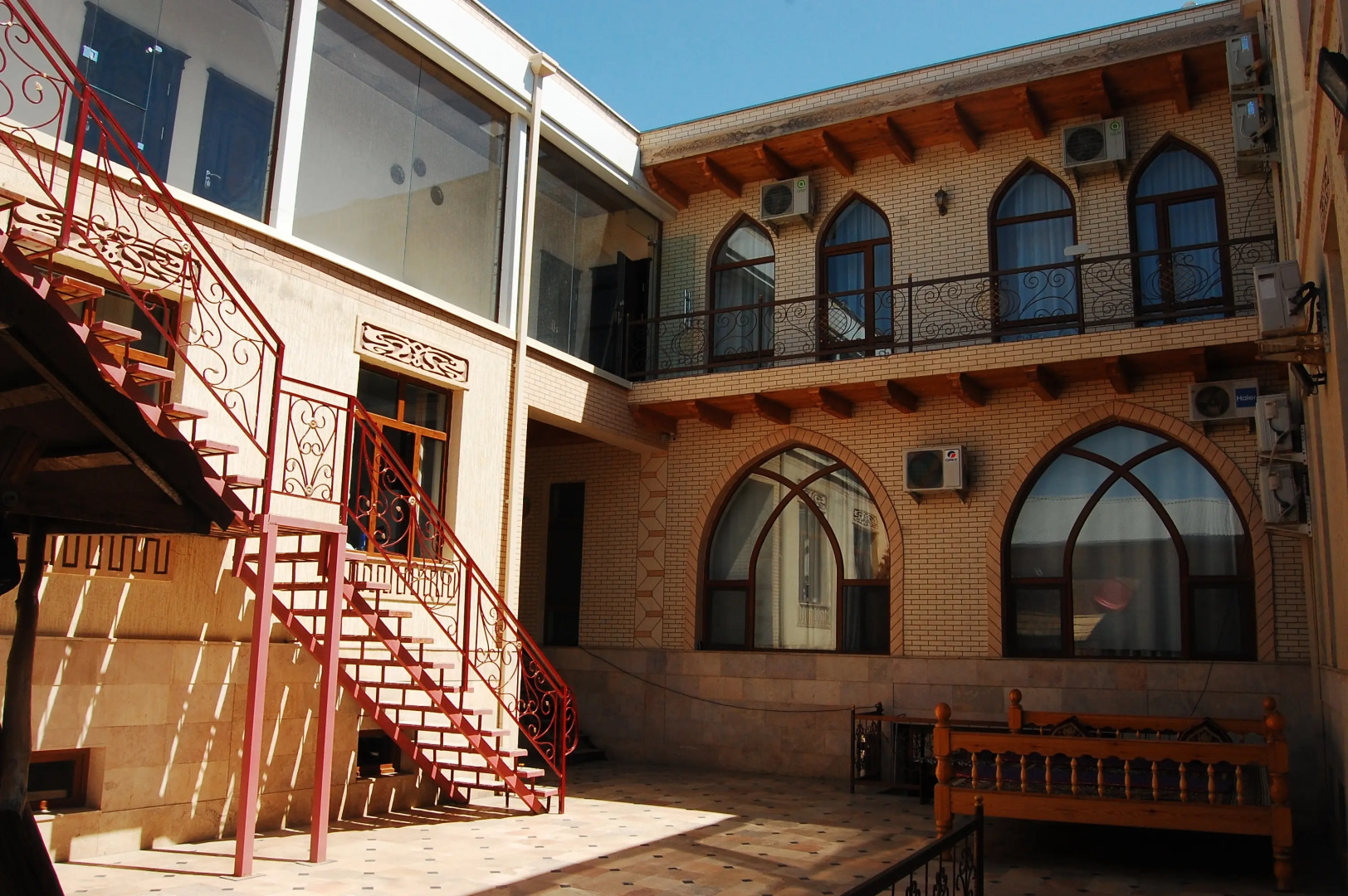 Отель Dili Orom