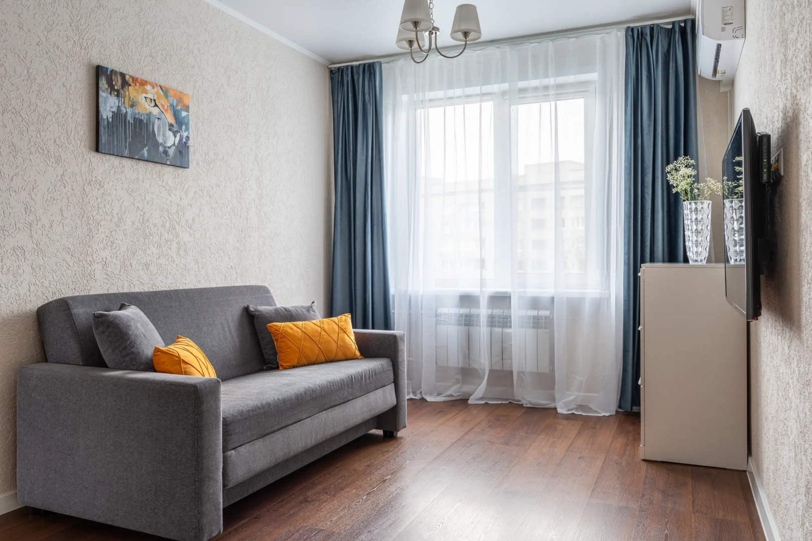 Квартира KRASROOM на Набережной Енисея