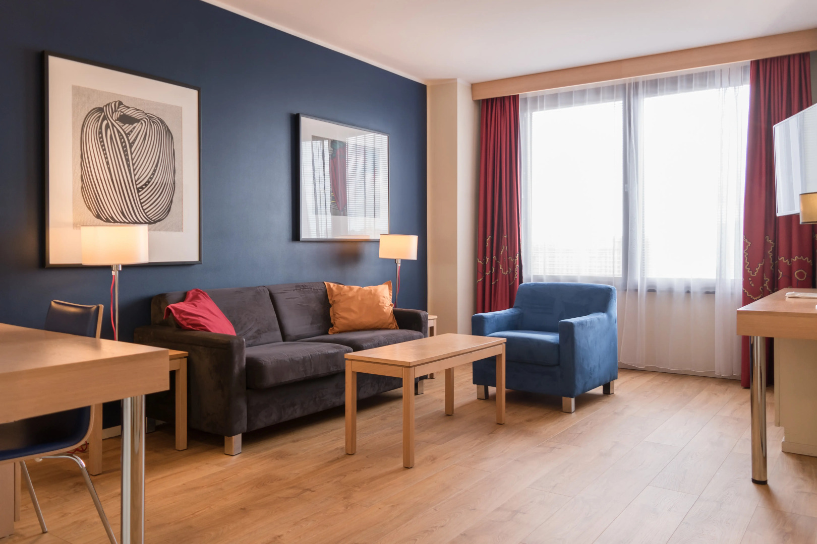 Отель Космос Прибалтийская