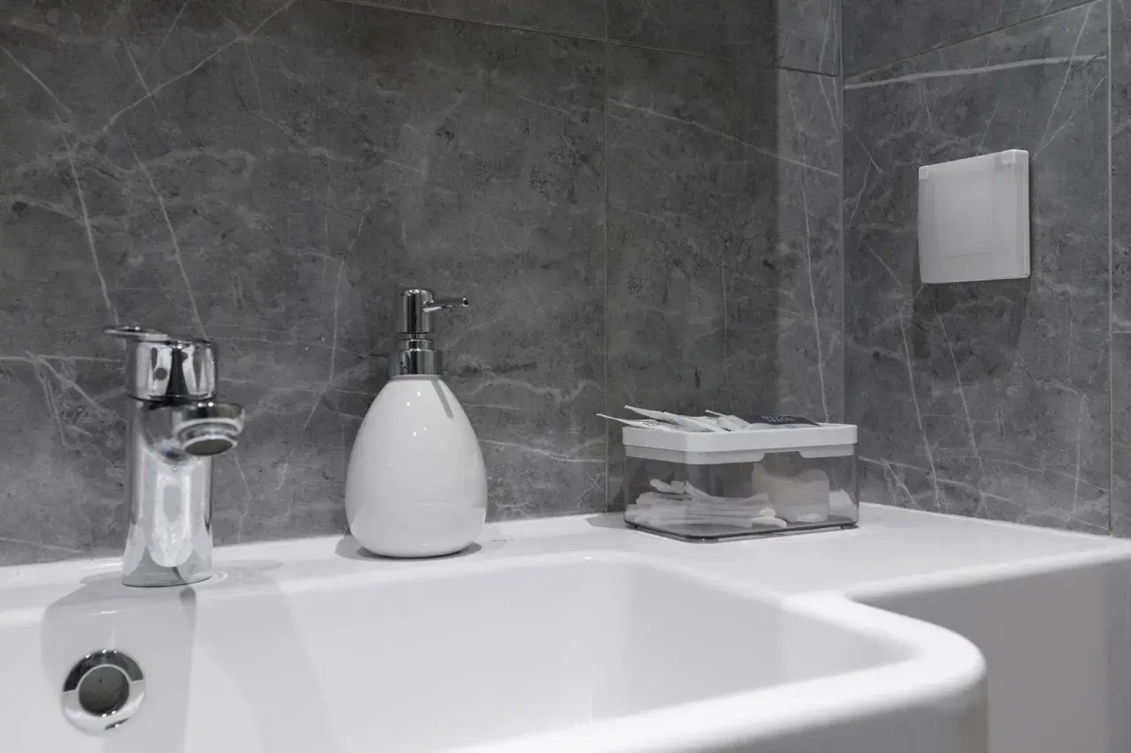 Апартаменты VivatApartSpb Шикарная студия КРЕМ Yes в историческом центре