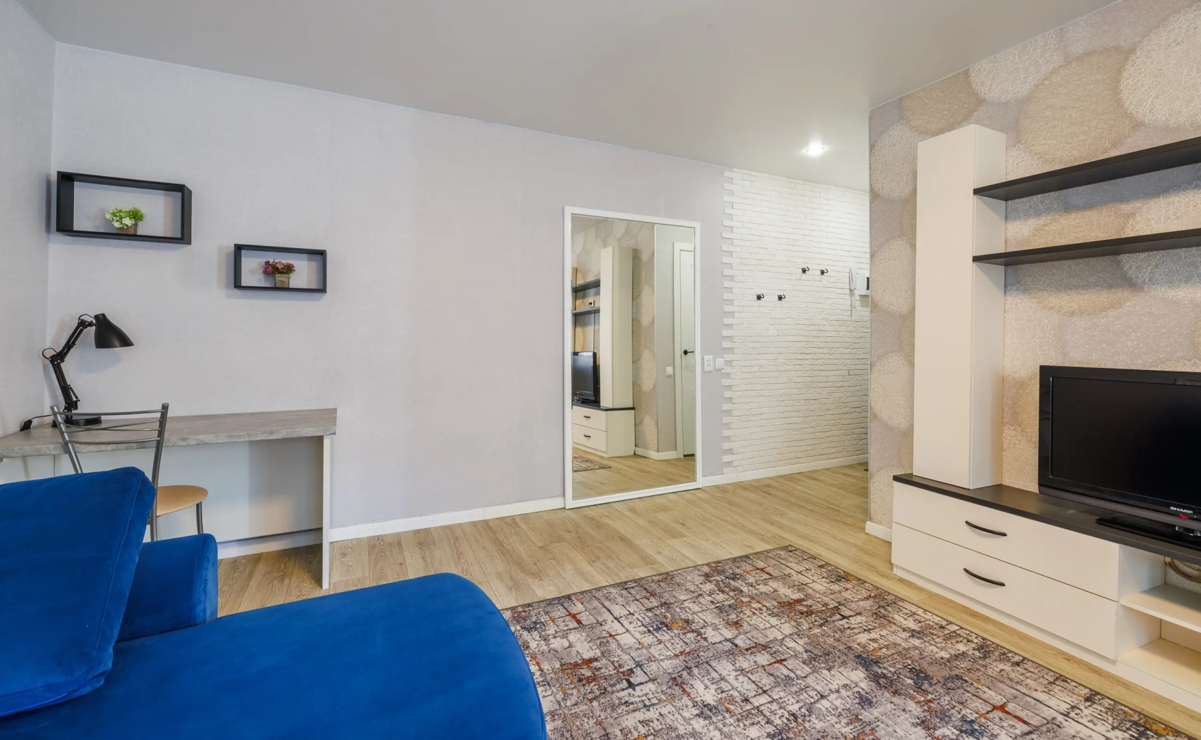 Квартира Двухкомнатная на проспекте Ленина 74А