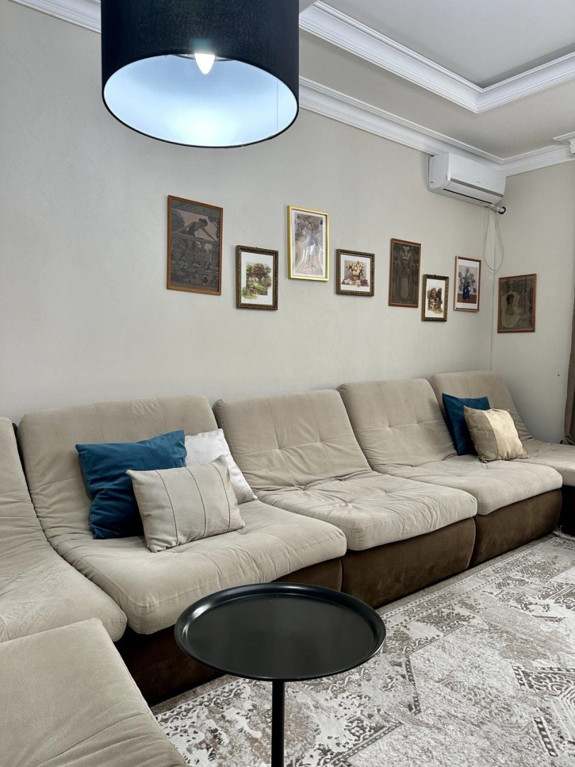 Квартира Просторная с Закрытым Двором и Кондиционером