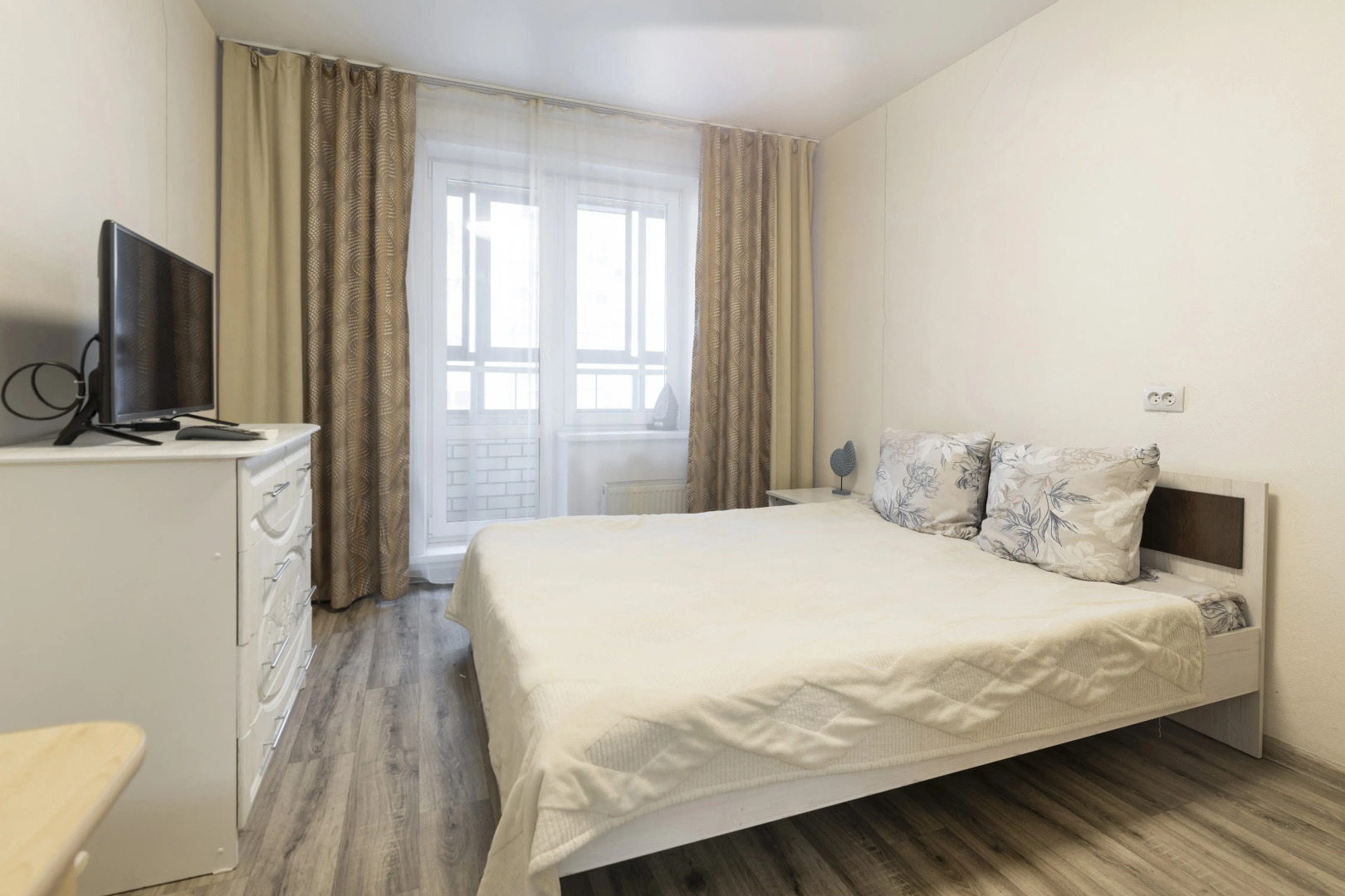 Prince Apartments на Крупской 118