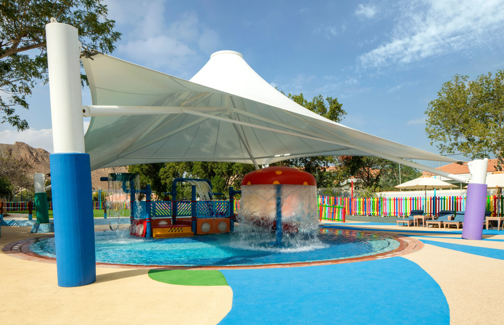 Курортный отель Le Meridien Al Aqah Beach Resort