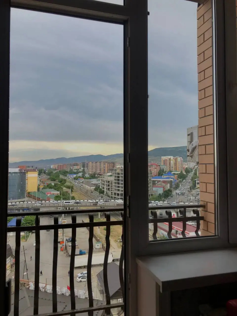 Апартаменты С Видом на Горы и Город