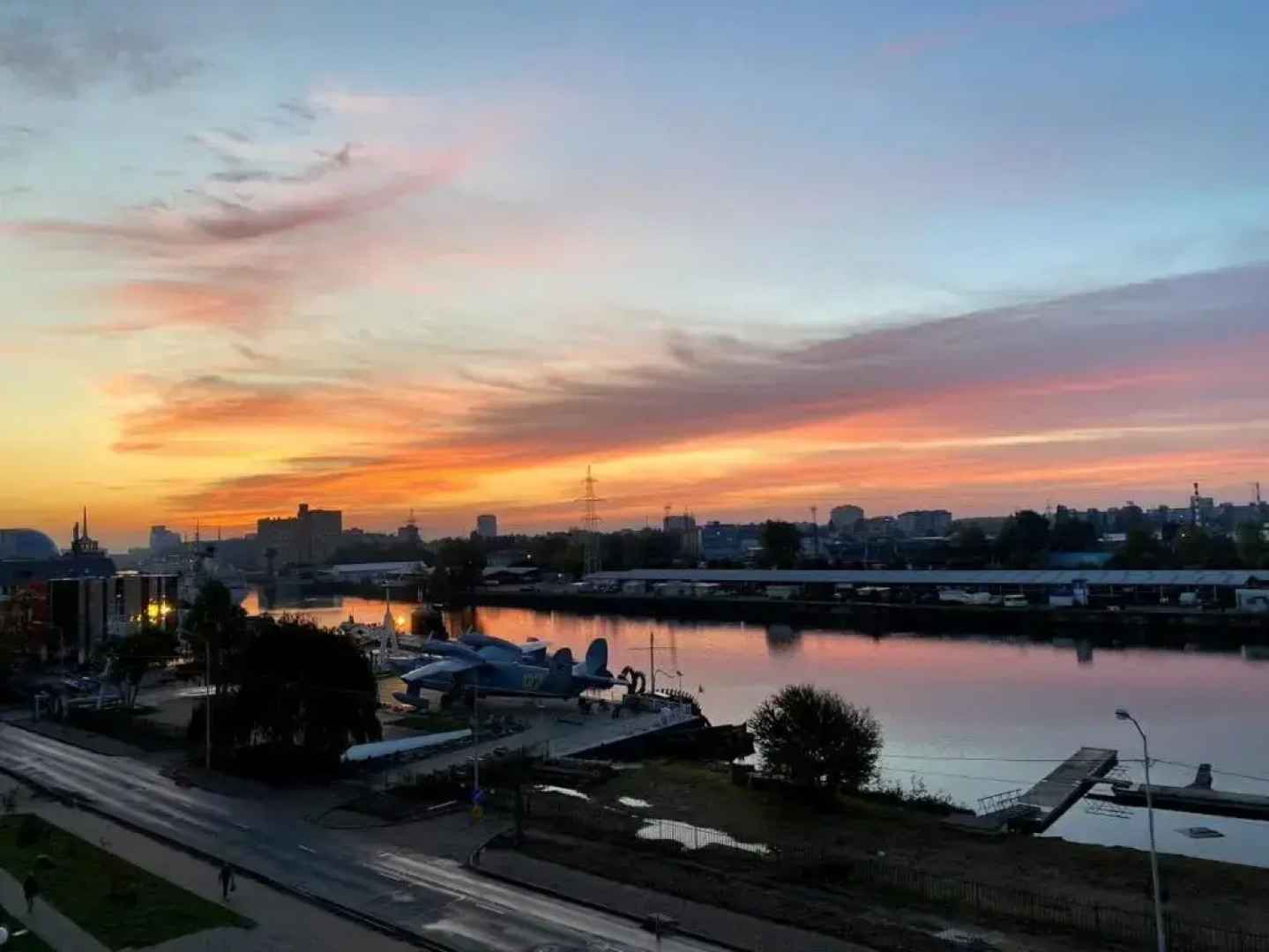 Апартаменты GEOMETRY - Просторная квартира с панорамным видом на реку в центре