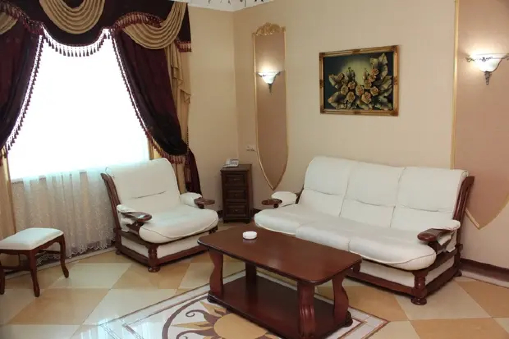 Отель Эдельвейс