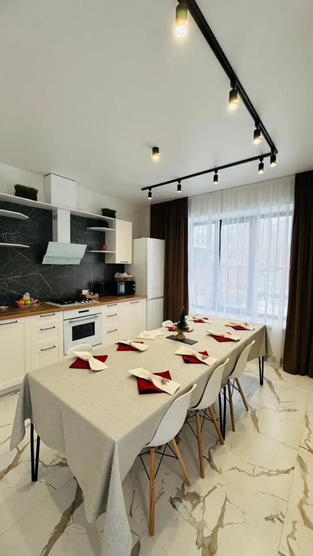 Гостевой дом LakeSide Big House