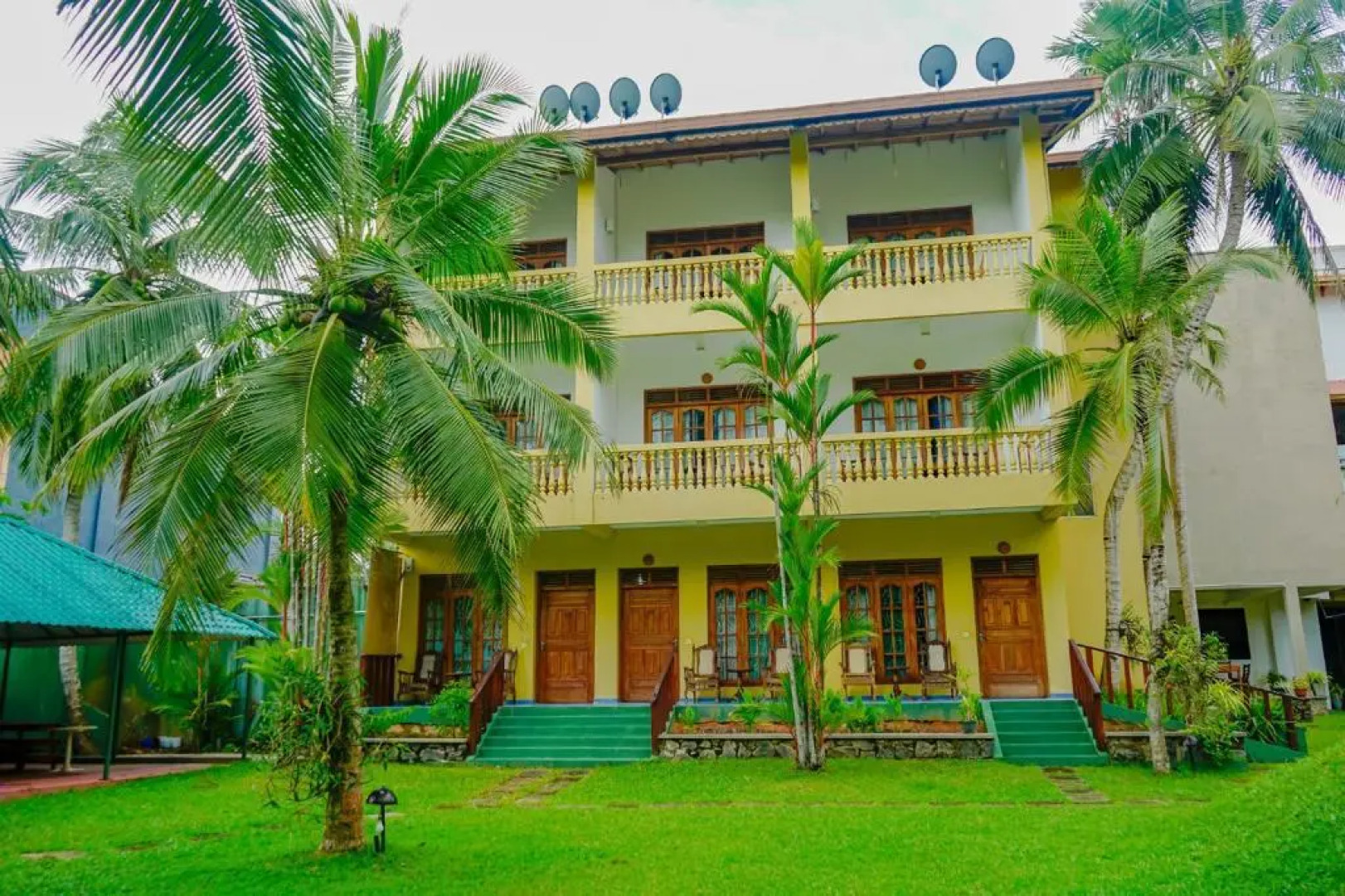 Курортный Отель Muthumuni Ayurveda River