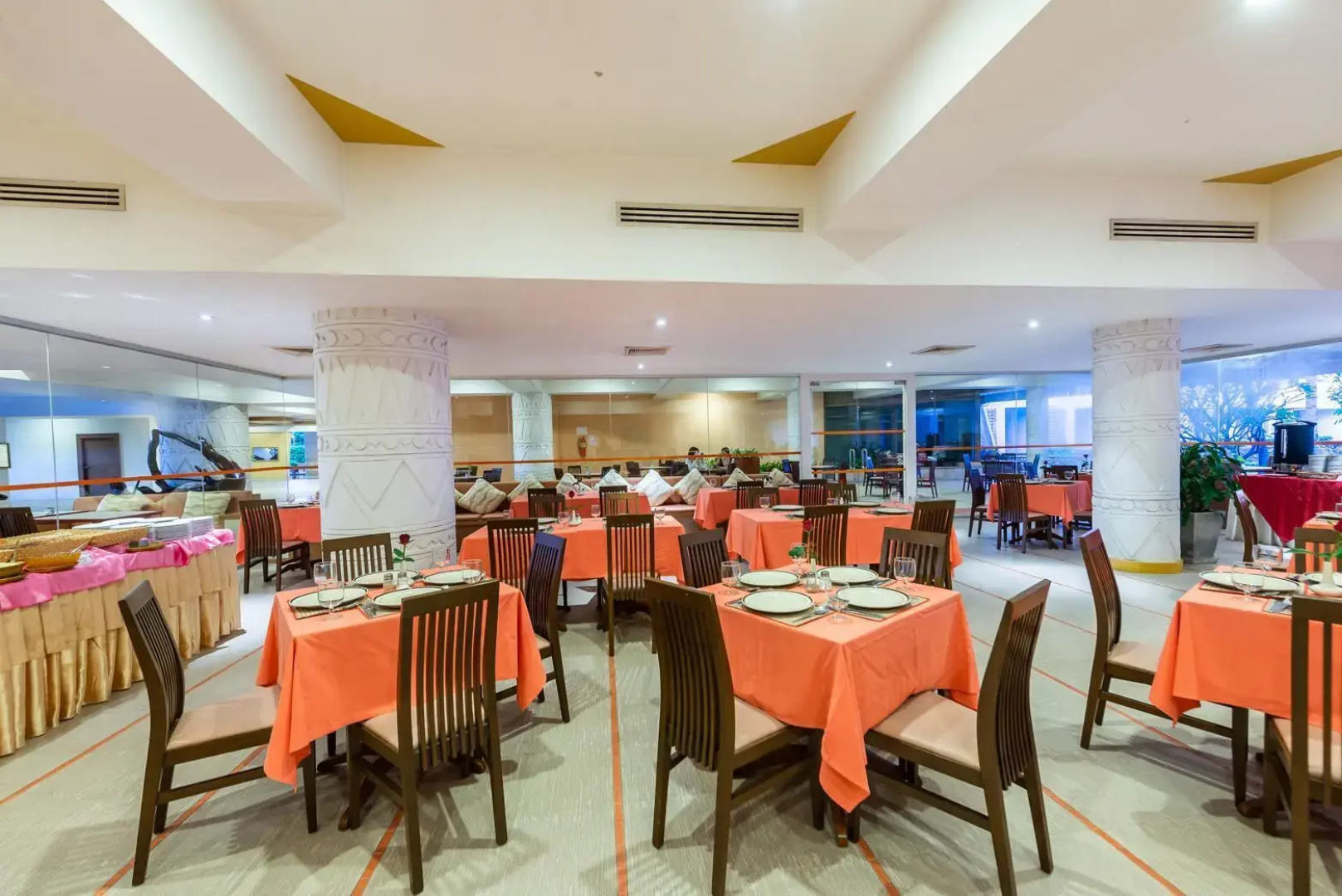 Отель Tropicana 
