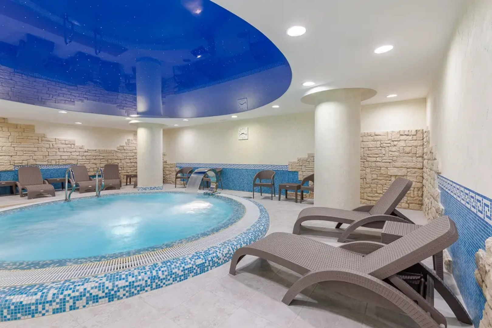 Отель Курорт Грейс Люксор Волга Конгресс