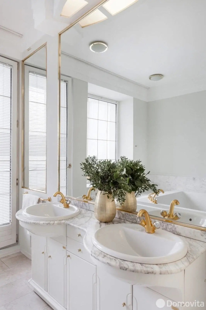 Апартаменты 5-комнатные HomeApart пр-т Независимости, 13