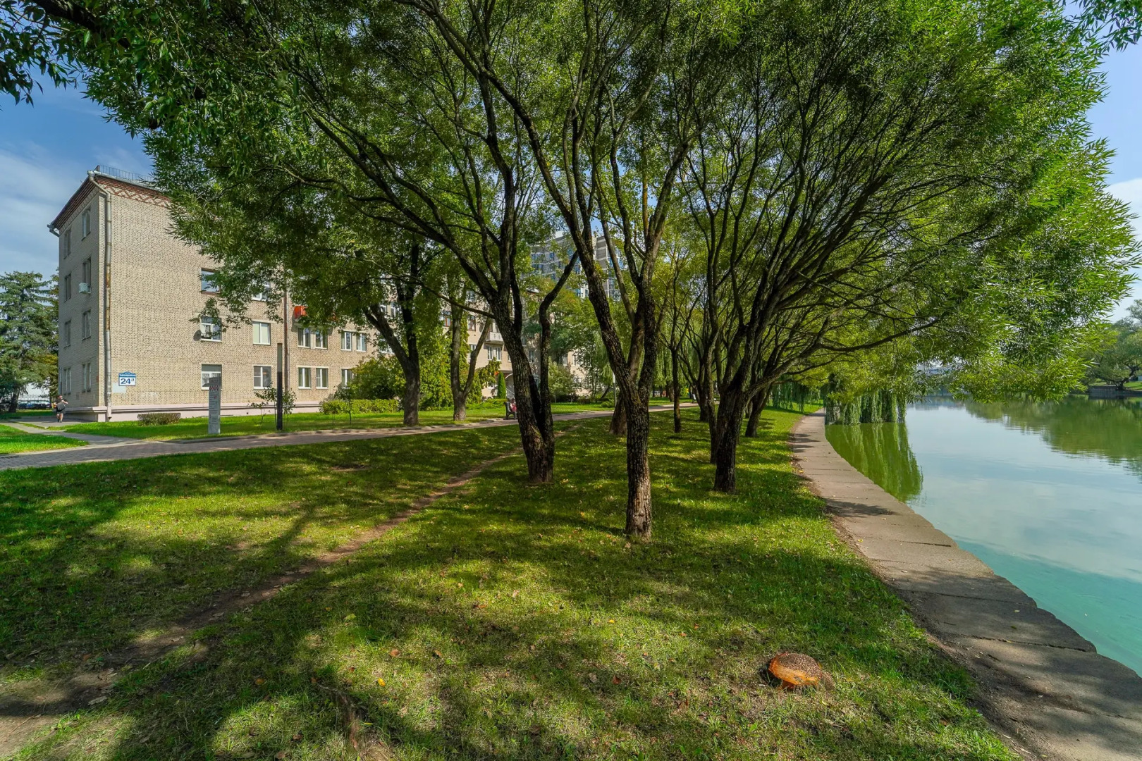 Квартира Просторная 2-комнатная в тихом центре Минска