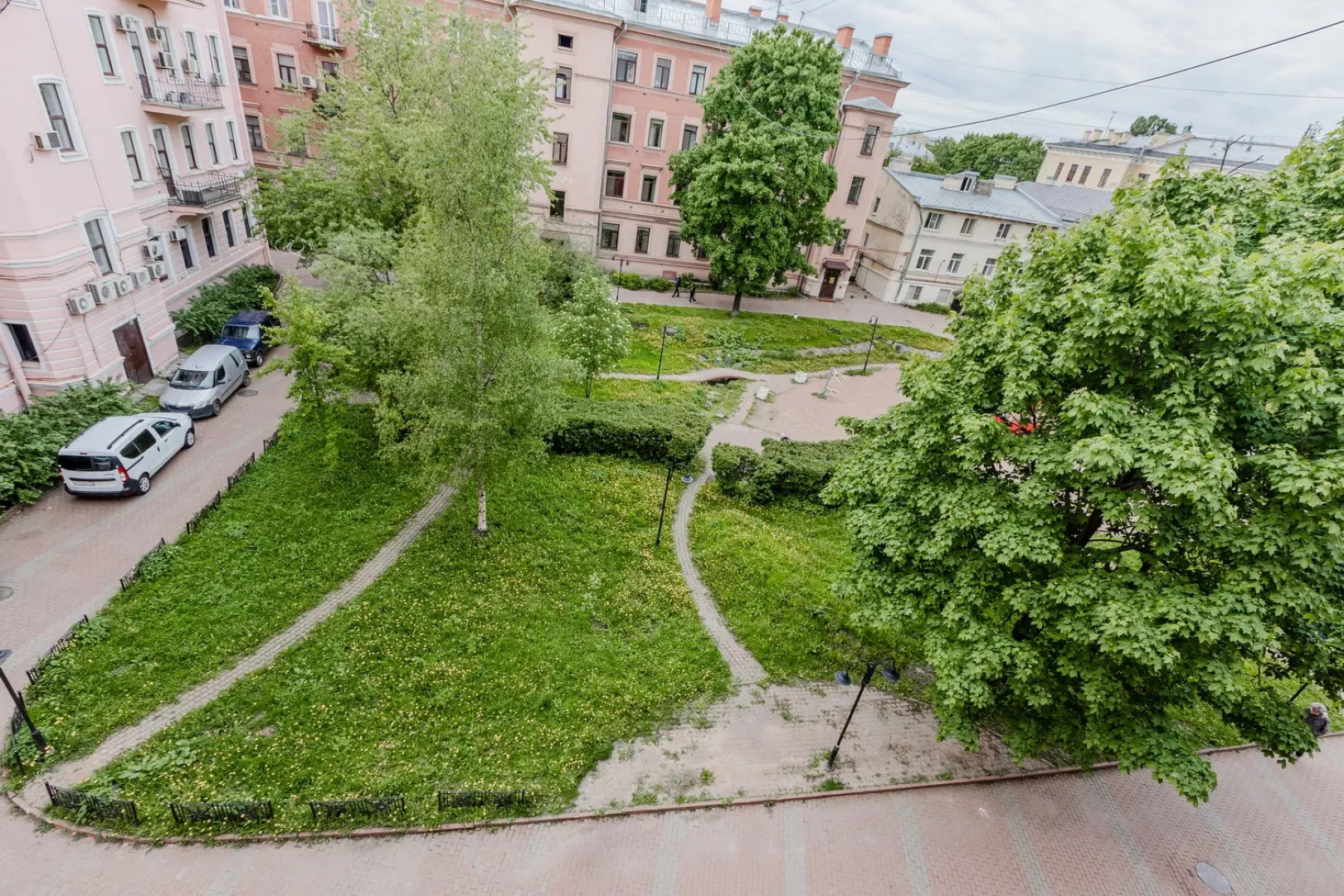 Апартаменты SpbStay с сауной на Невском проспекте 90