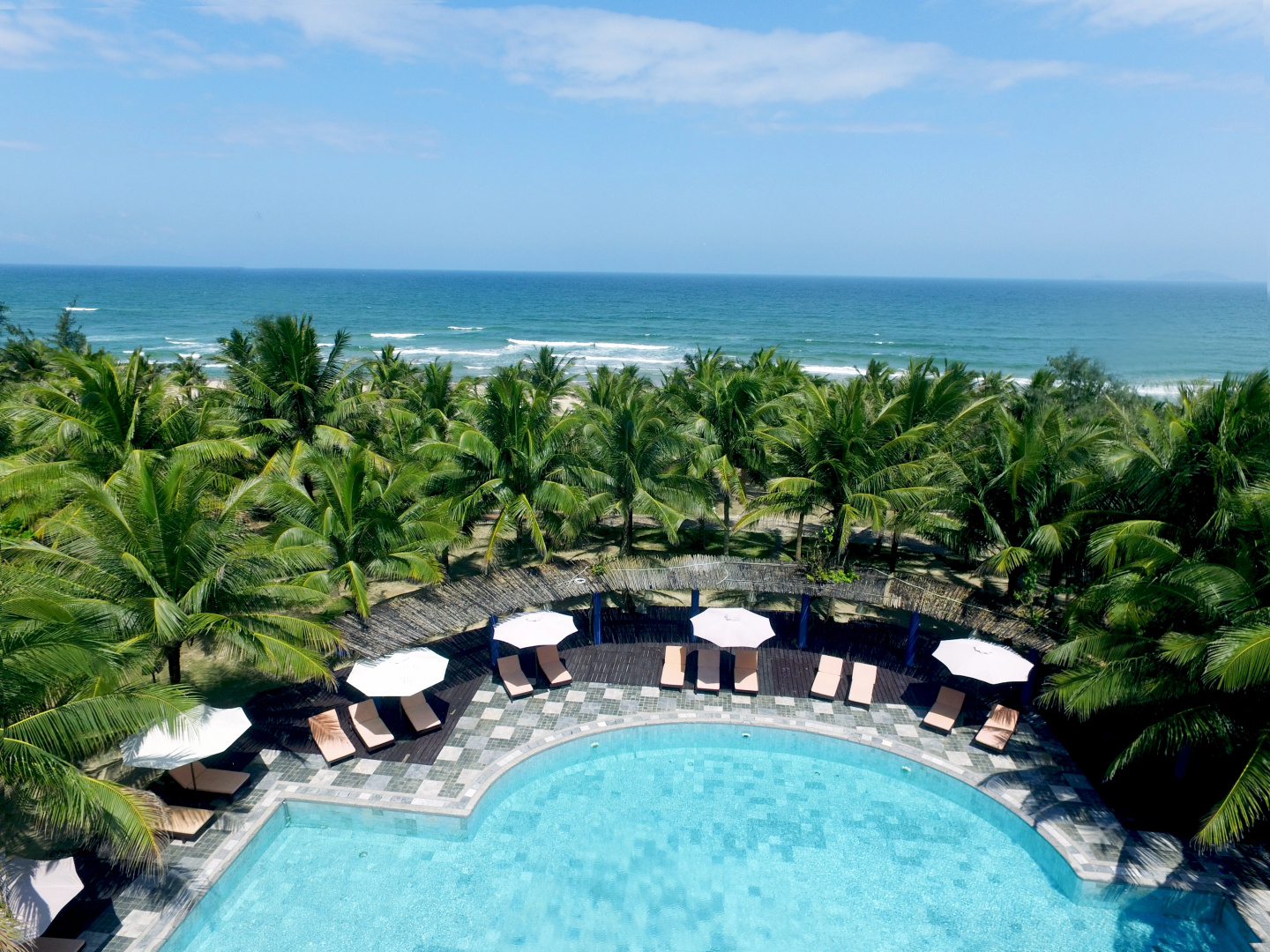 Отель Le Belhamy Resort And Spa