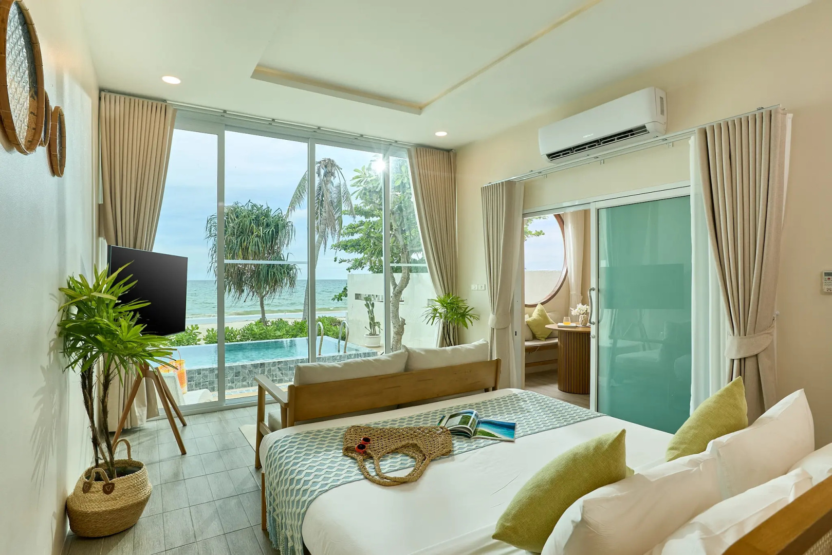 Отель Bandara On Sea