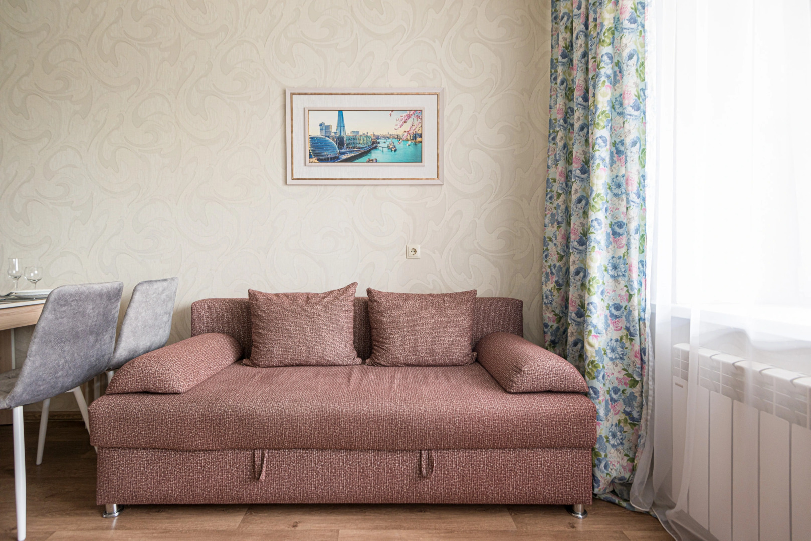 Квартира 2-к просторная в центре на Н.Смирнова 7 от RentAp, 6 сп.мест