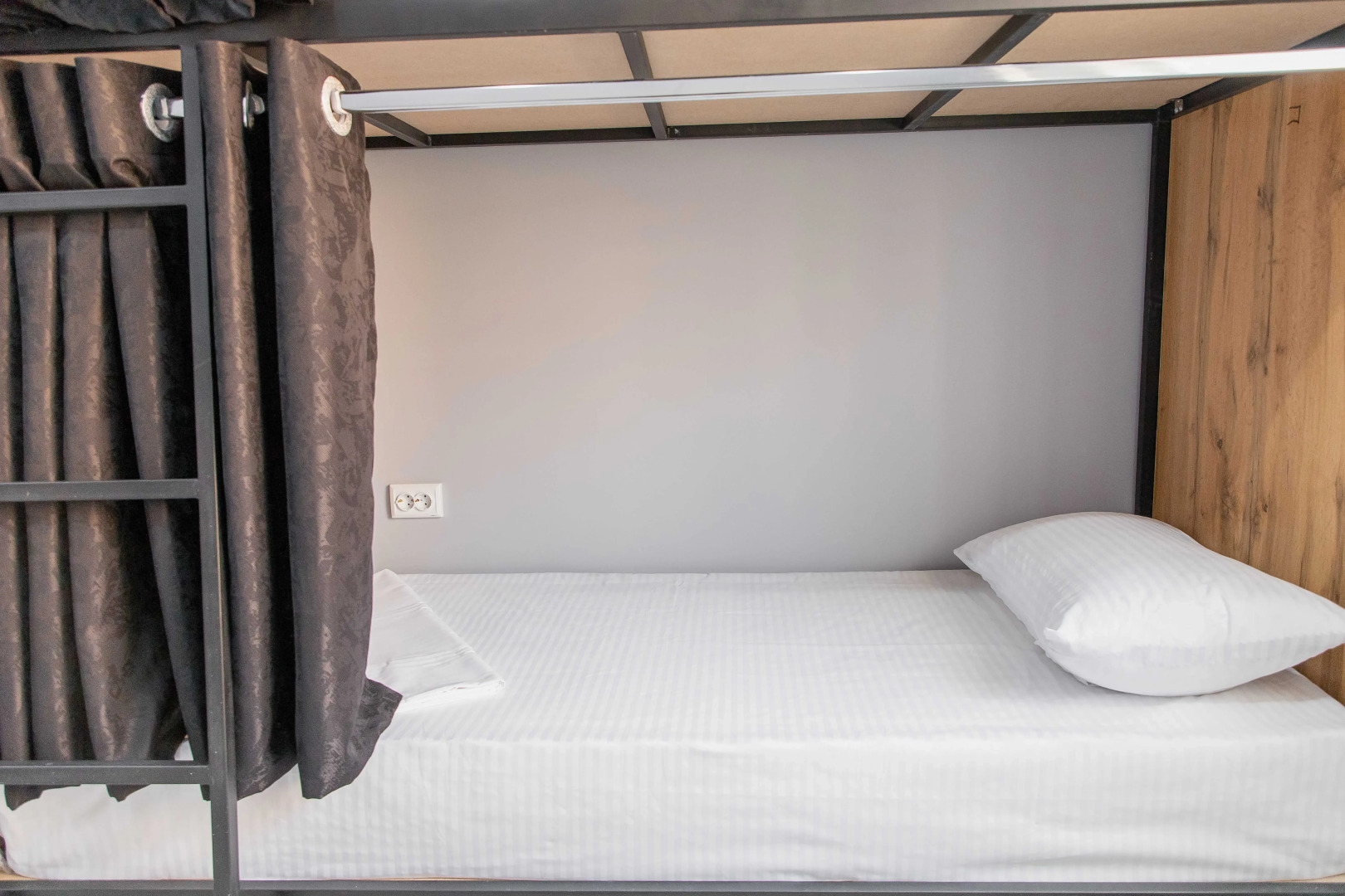 Хостел Safarov's Family Hostel