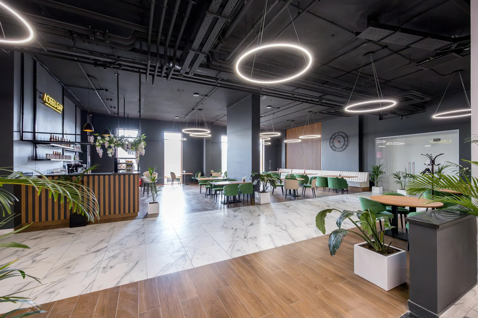 Апартаменты на улице Западной 85