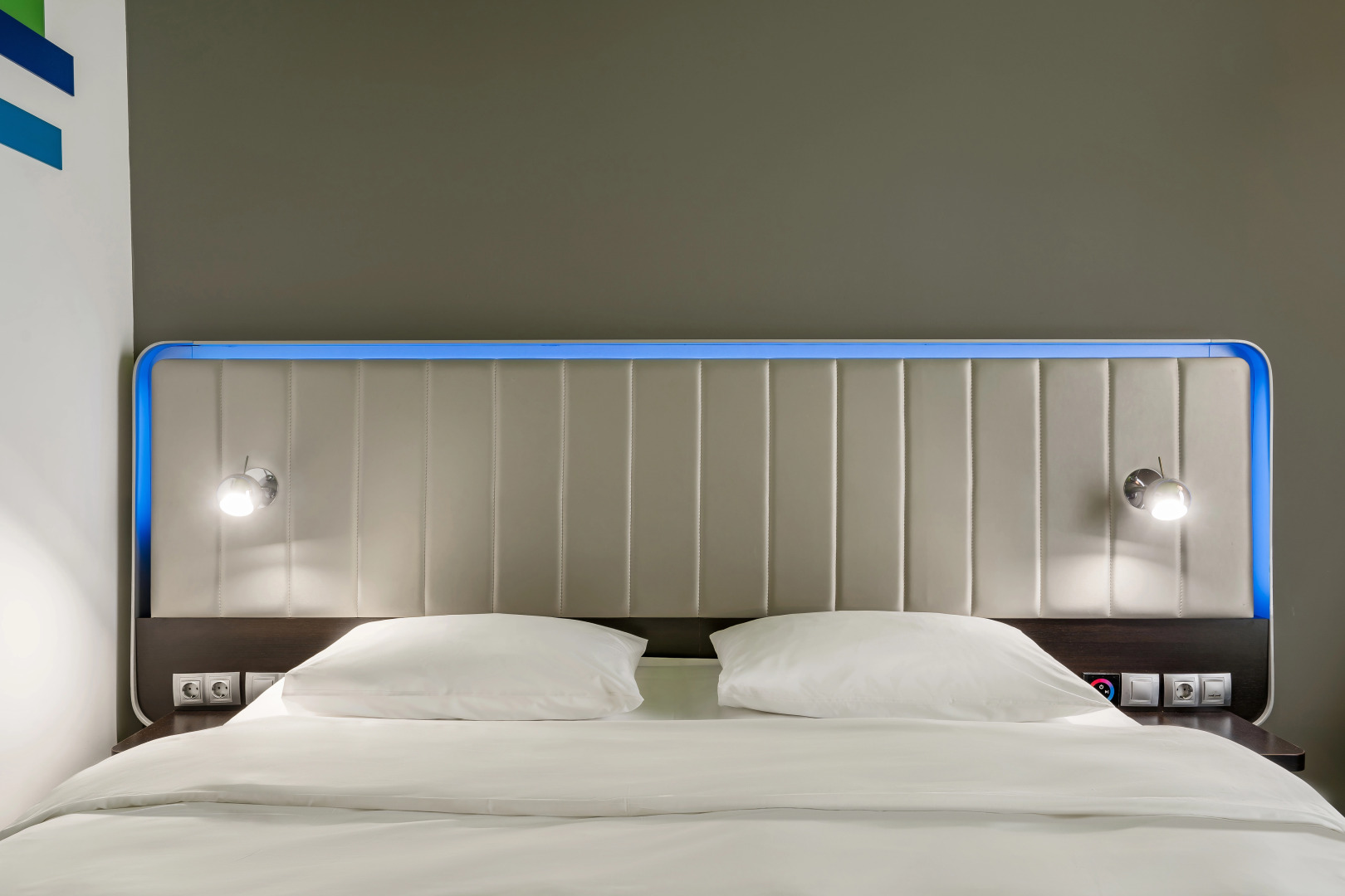 Cosmos Saint -Petersburg Pulkovo Airport Hotel