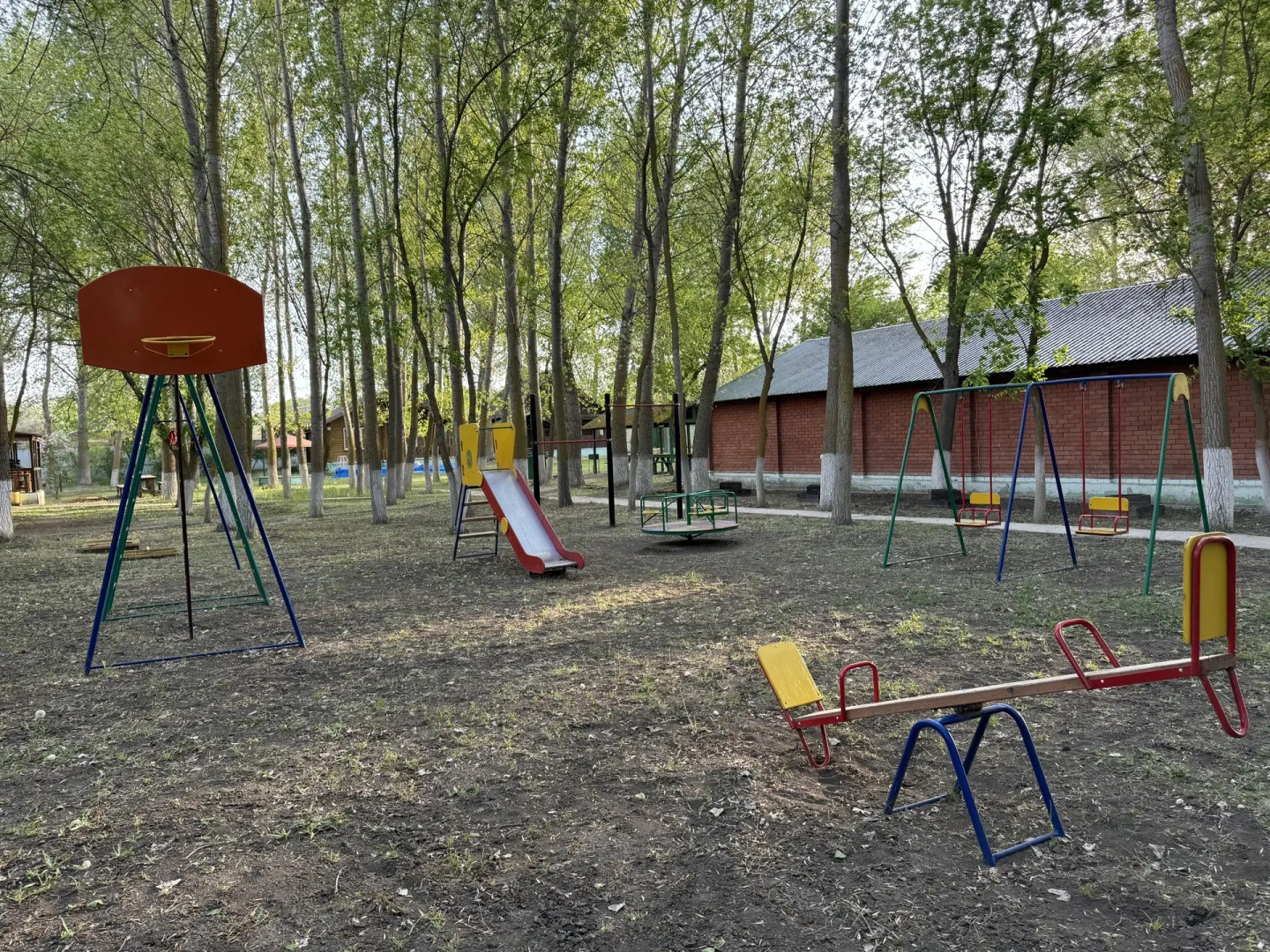 База Отдыха Лебедь