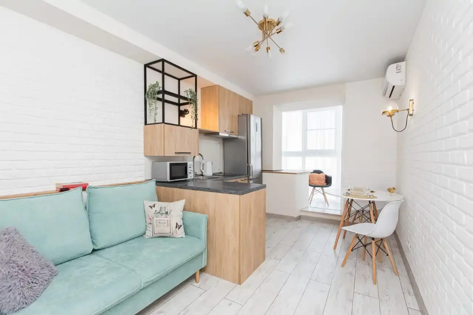 Апартаменты на Университетской Набережной