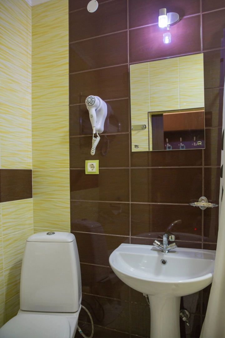 Отель Людмила