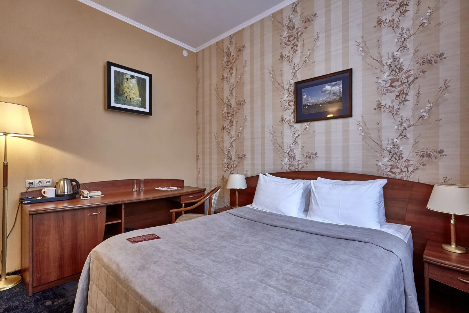 Отель Богемия на Вавилова