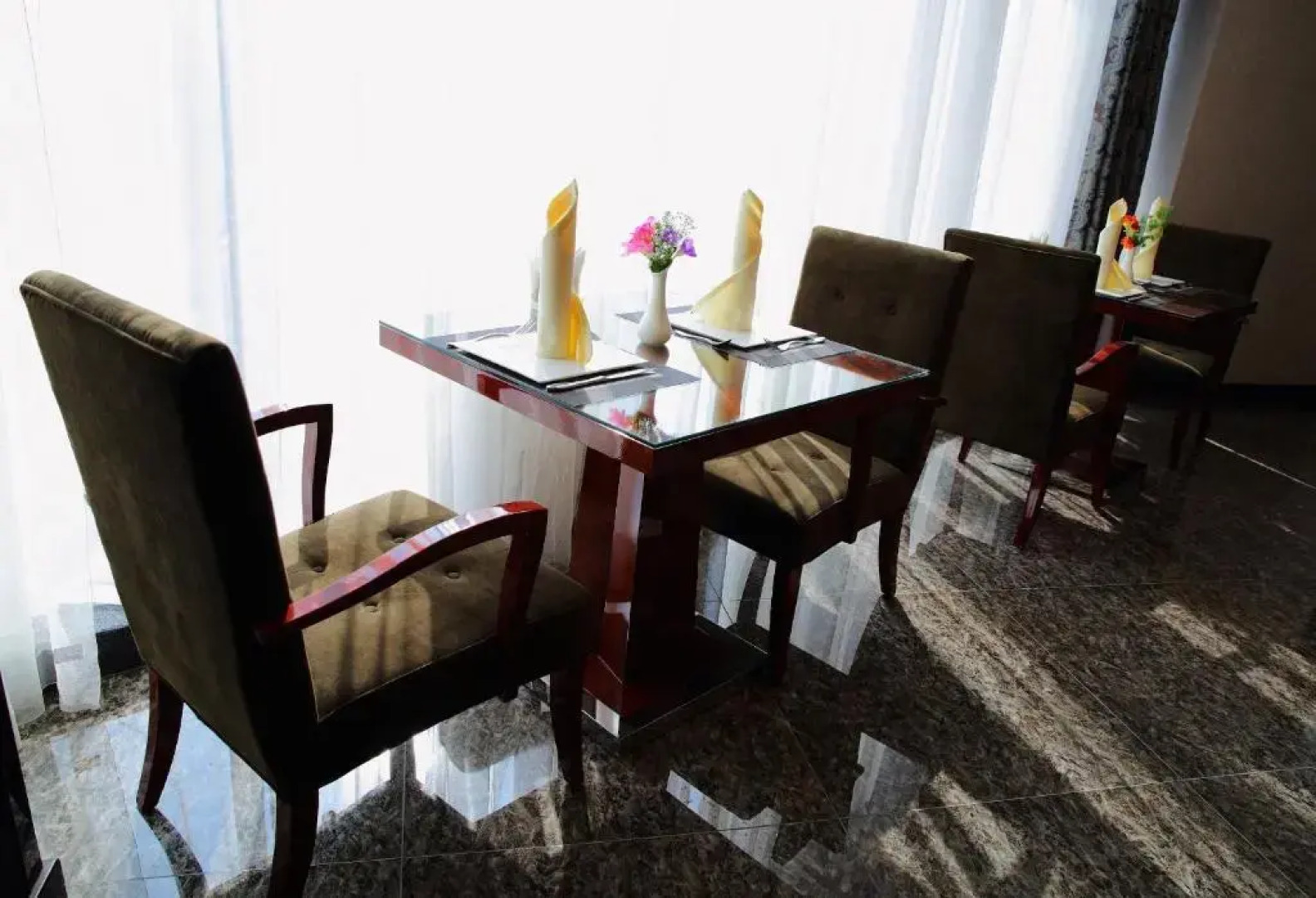 Damas International Hotel (by Travel Agency)