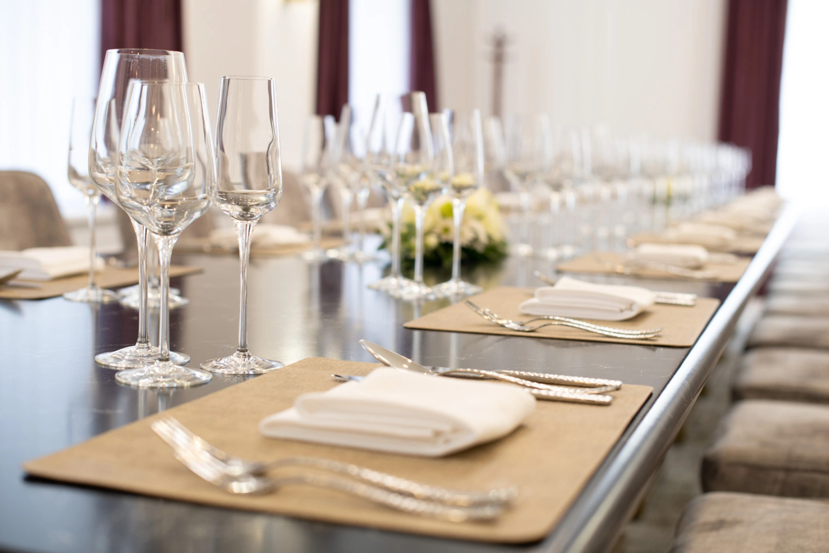 Отель LOTTE City Tashkent Palace