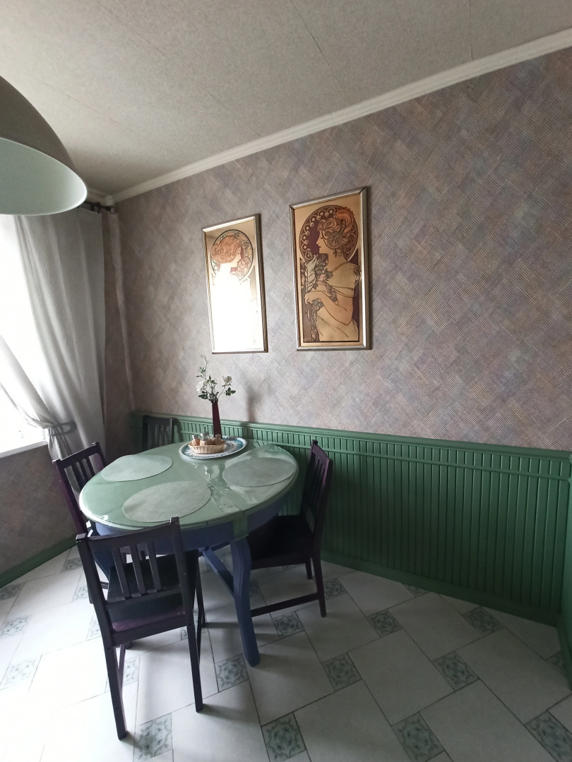 Квартира Двухкомнатная Улица Красина 60