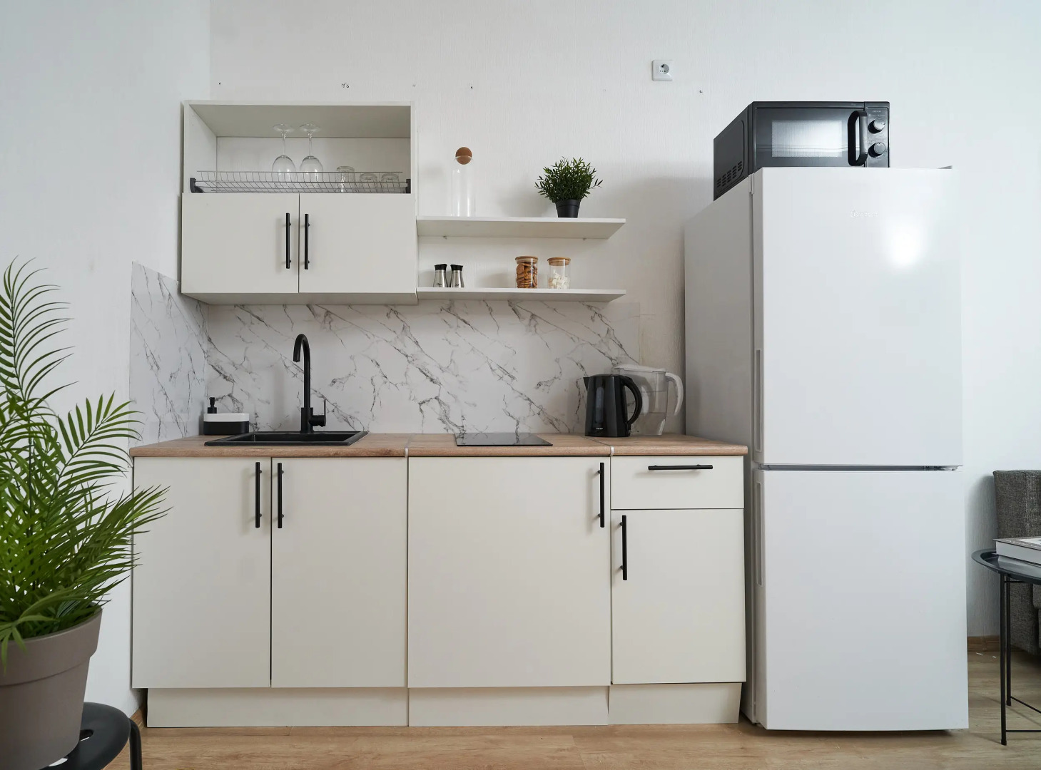 Квартира просторная двухкомнатная с кухней-гостиной от Welcome V Ekb