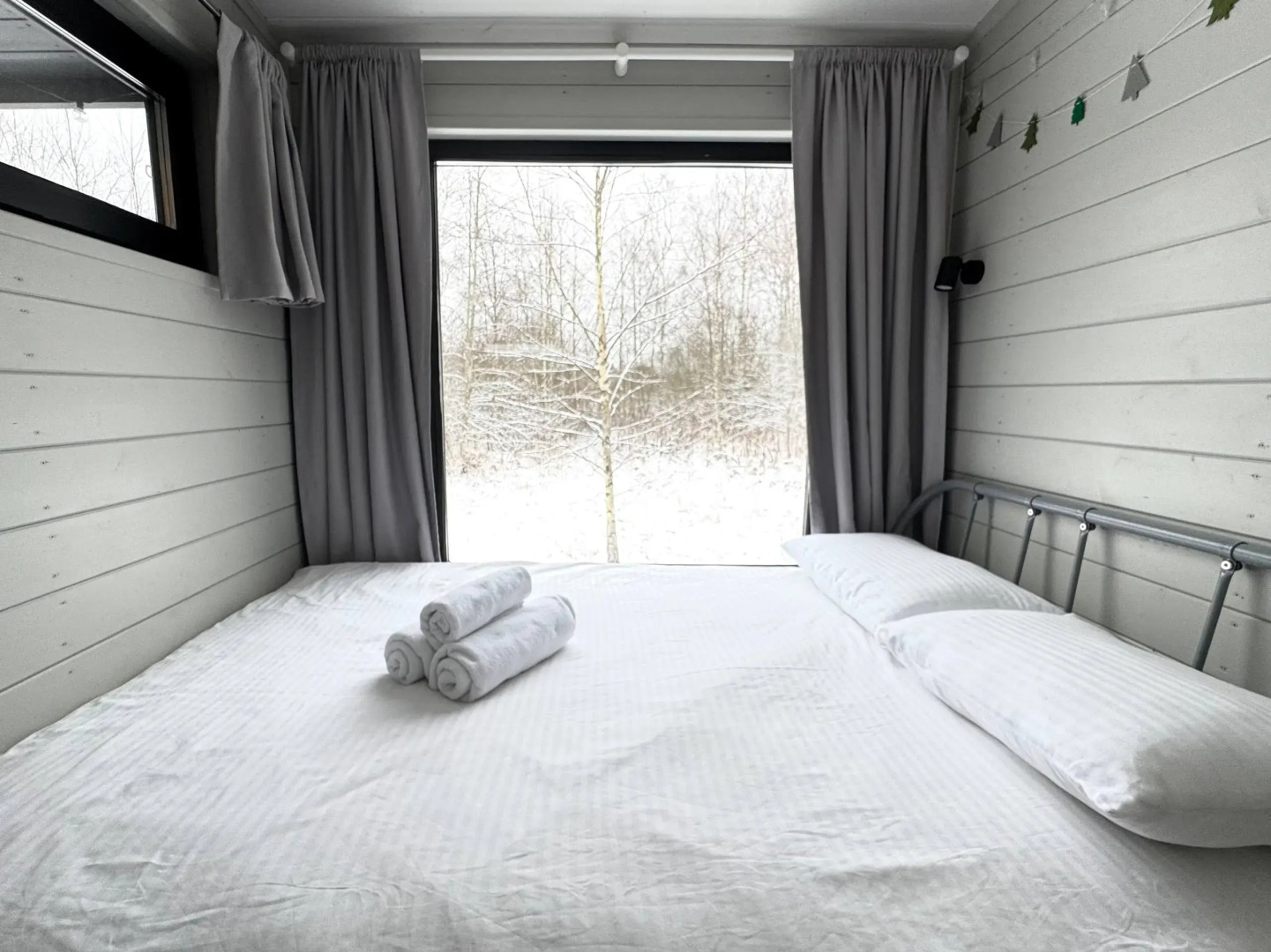 Частный дом Moroshka Scandi - домик для двоих с видом на лес