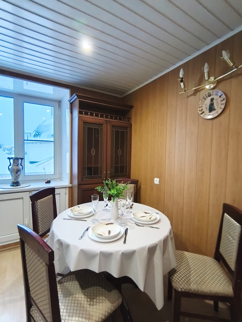 Квартира Уютная трёшка в центре города