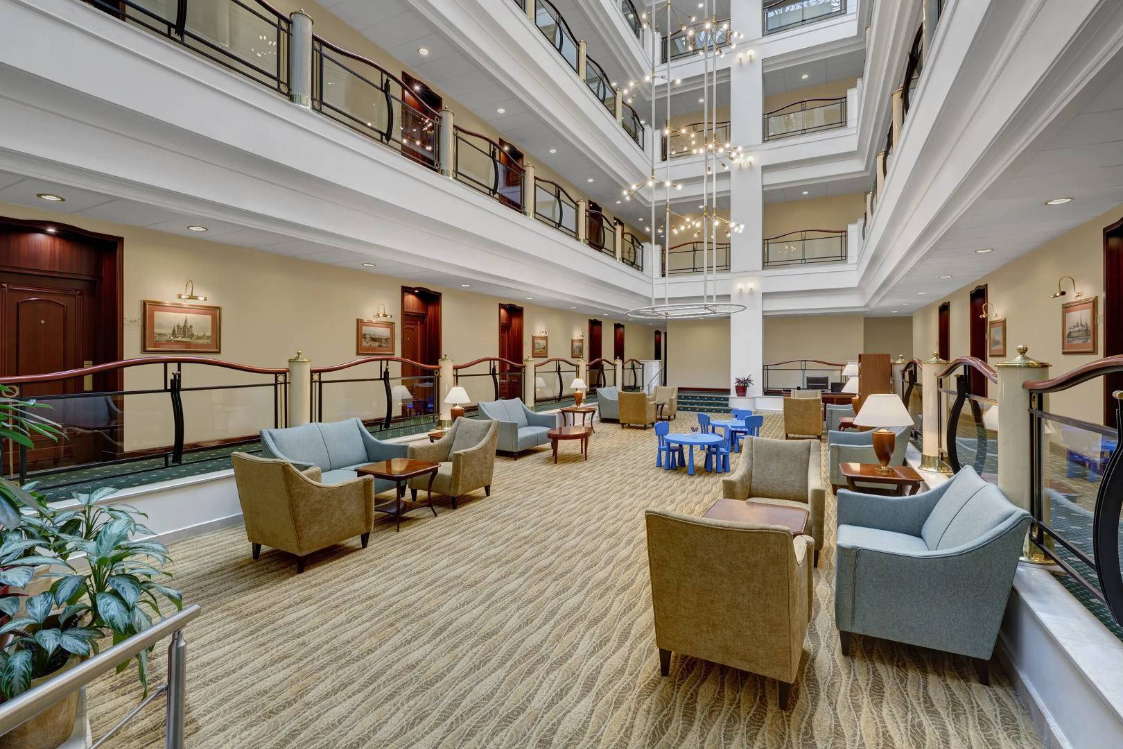 Отель Сафмар Тверская Москва (бывший Марриотт Тверская)