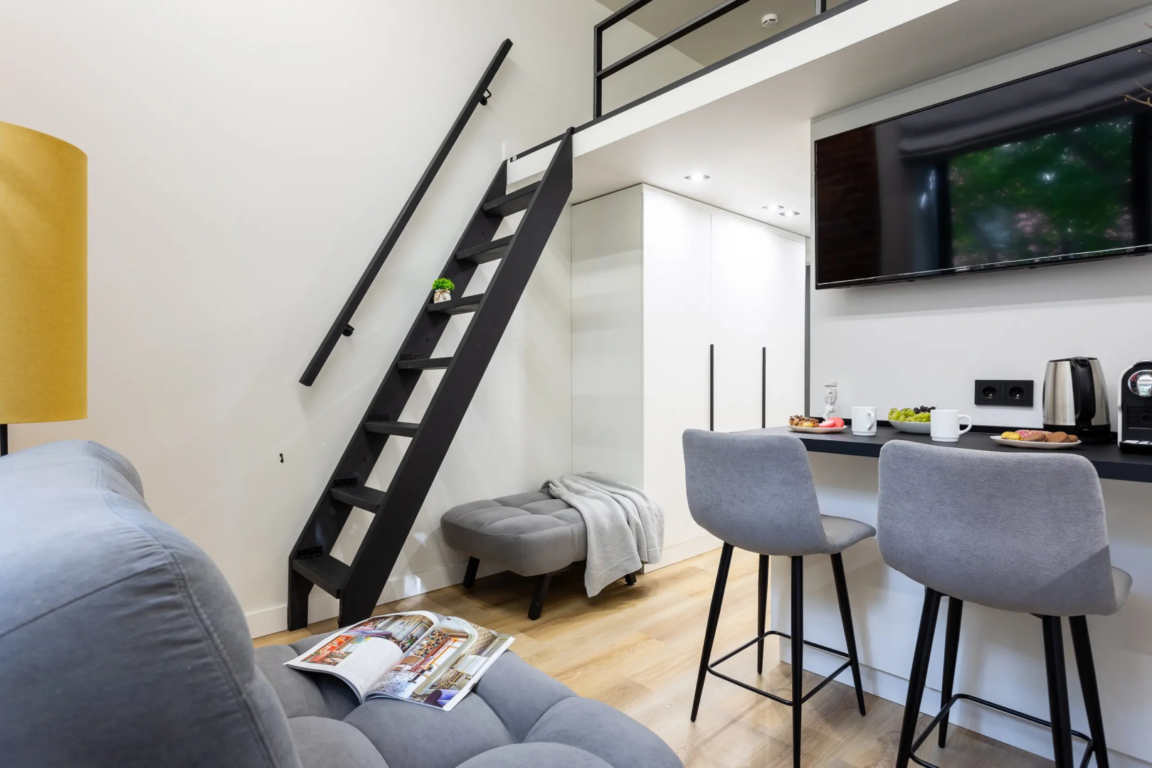 Апартаменты LikeHome Life - Полянка 1-й Хвостов Переулок