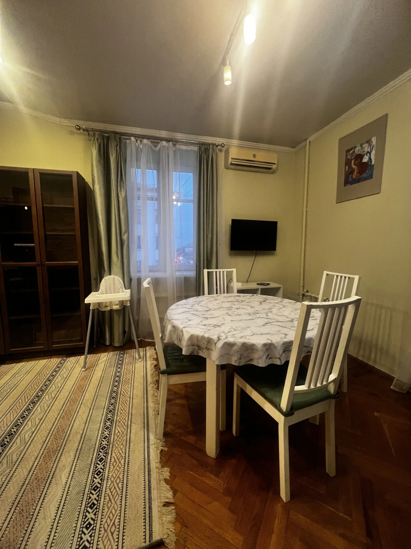 Квартира Трехкомнатная в Центре Уфы