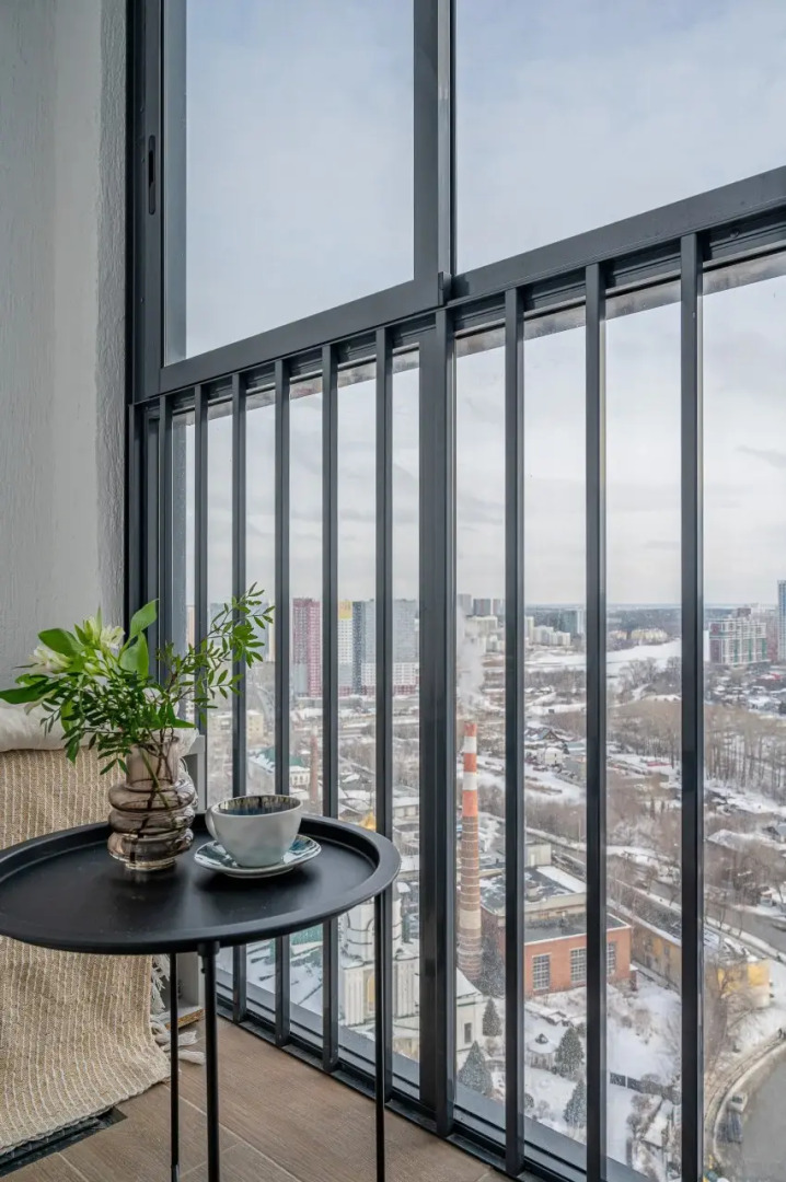 Квартира с видом на гору Уктус на 20 этаже