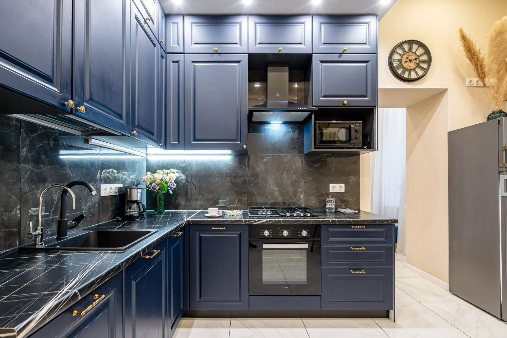 Апартаменты Sergeew Apartments 2-х комнатный апартамент у Английской набережной