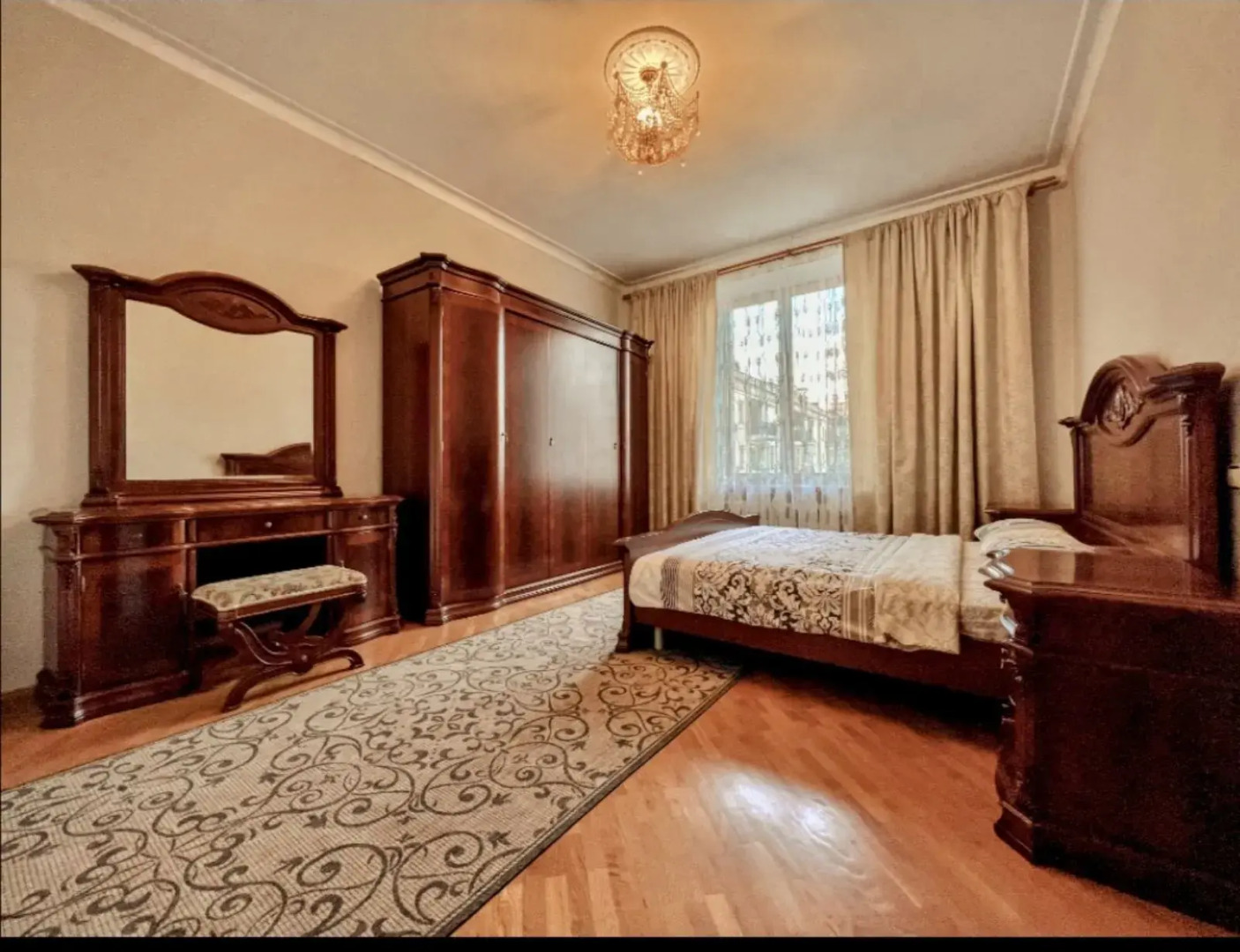 Апартаменты 3х комнатные пр.НЕЗАВИСИМОСТИ 12, Центр!