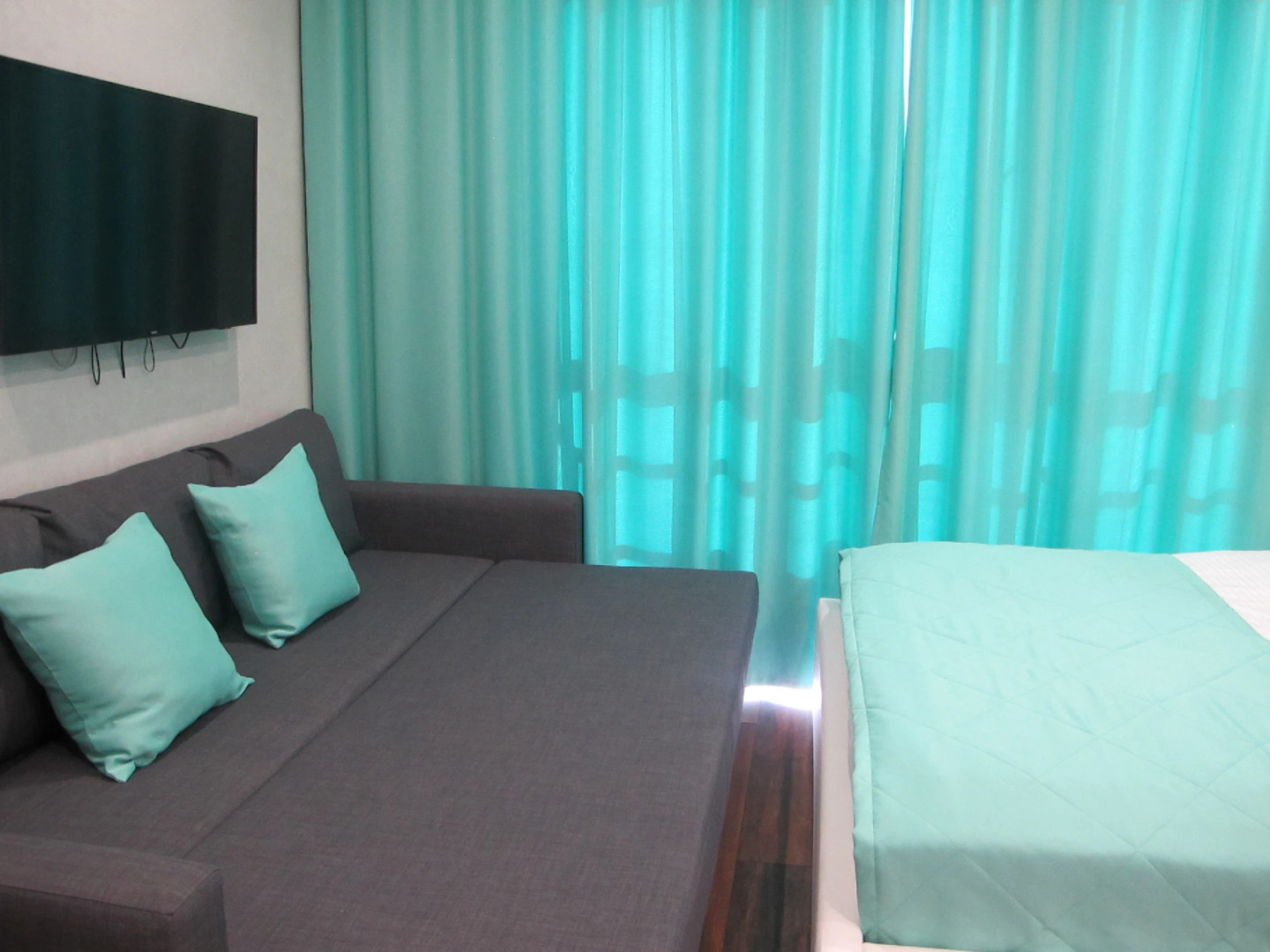 Апартаменты Воскресенская 14/1