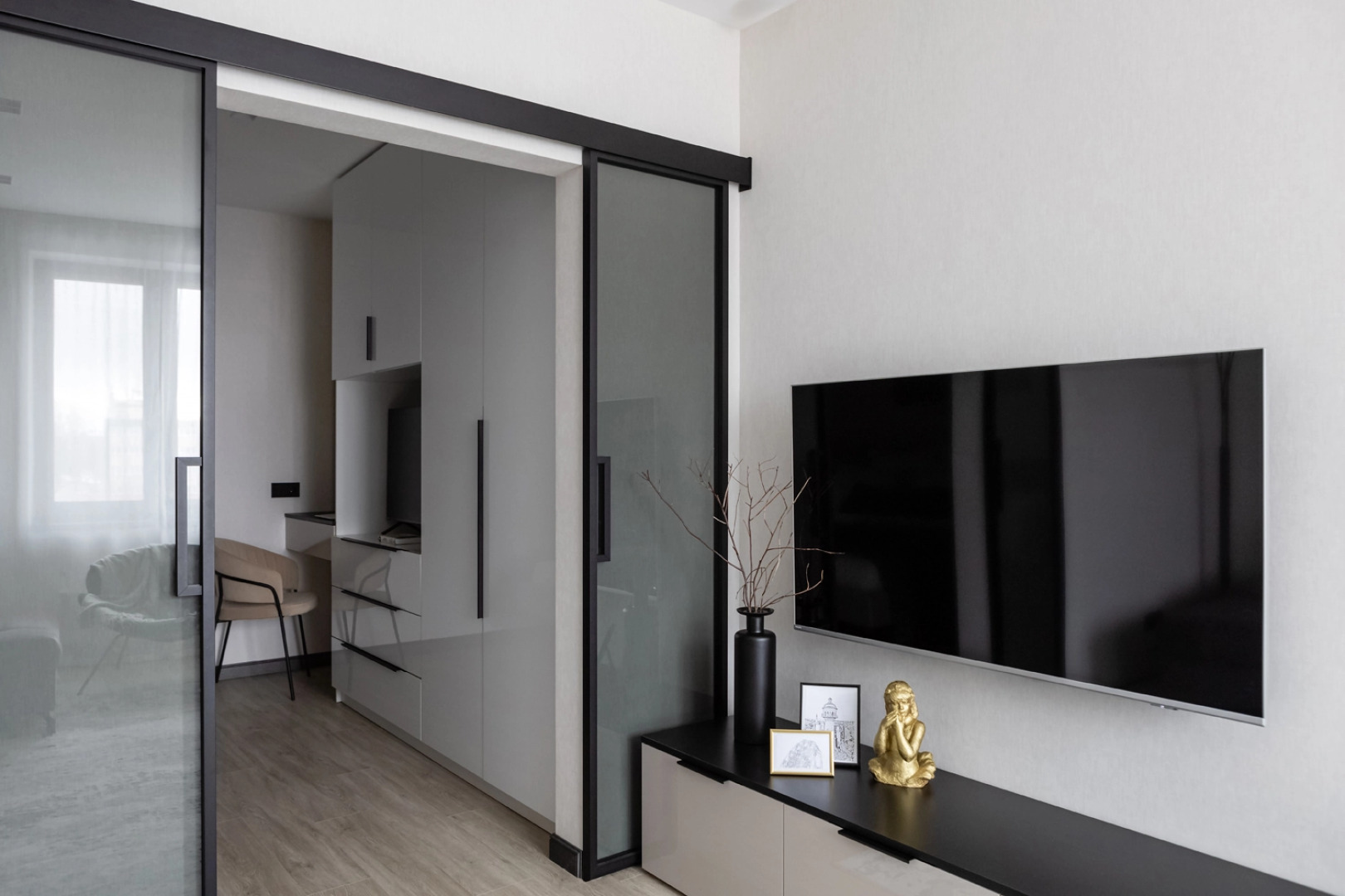 Апартаменты с видом на колесо обозрение Глаз Балтики