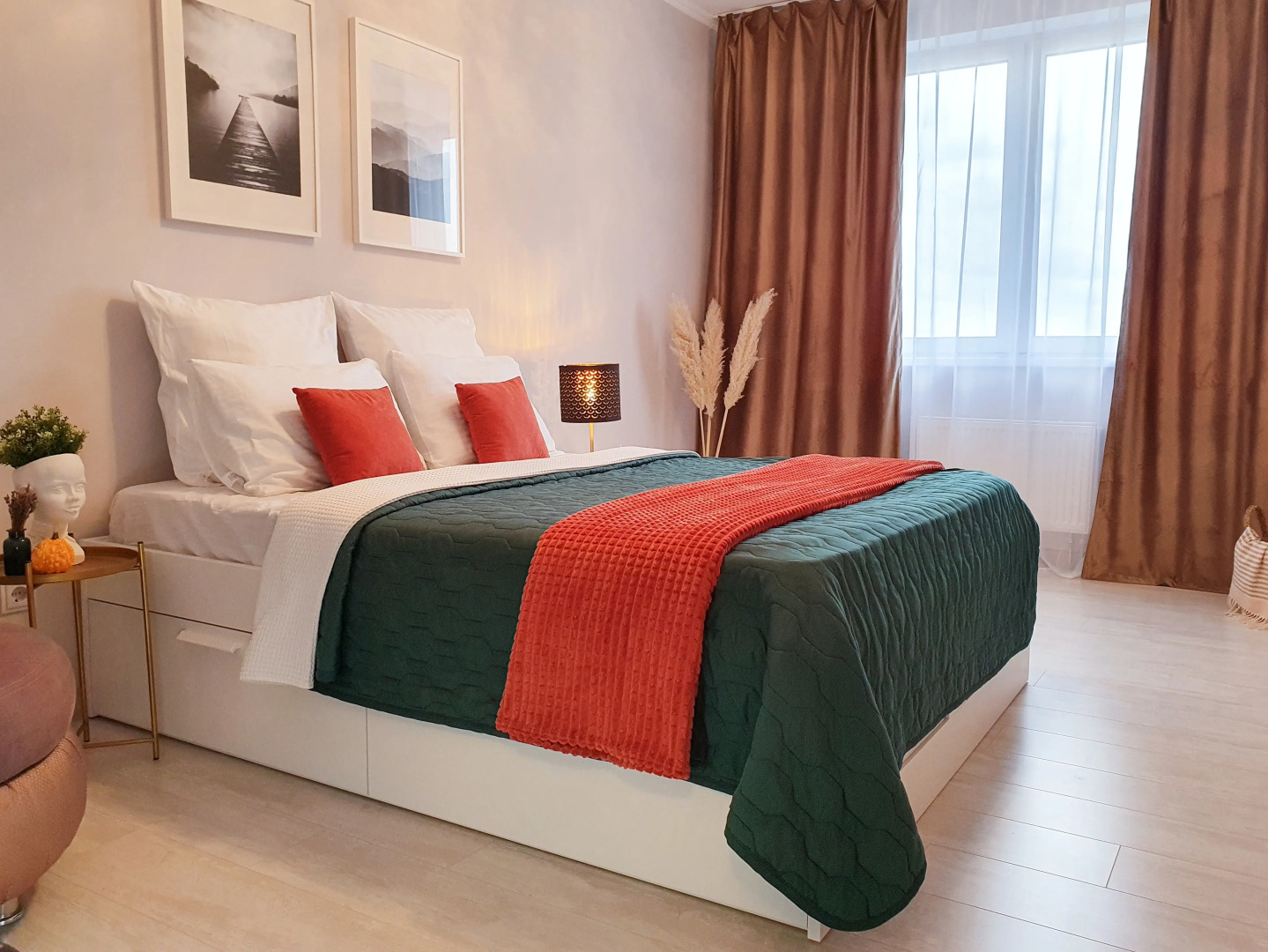 Апартаменты Гости Любят у метро Новопеределкино Розовая